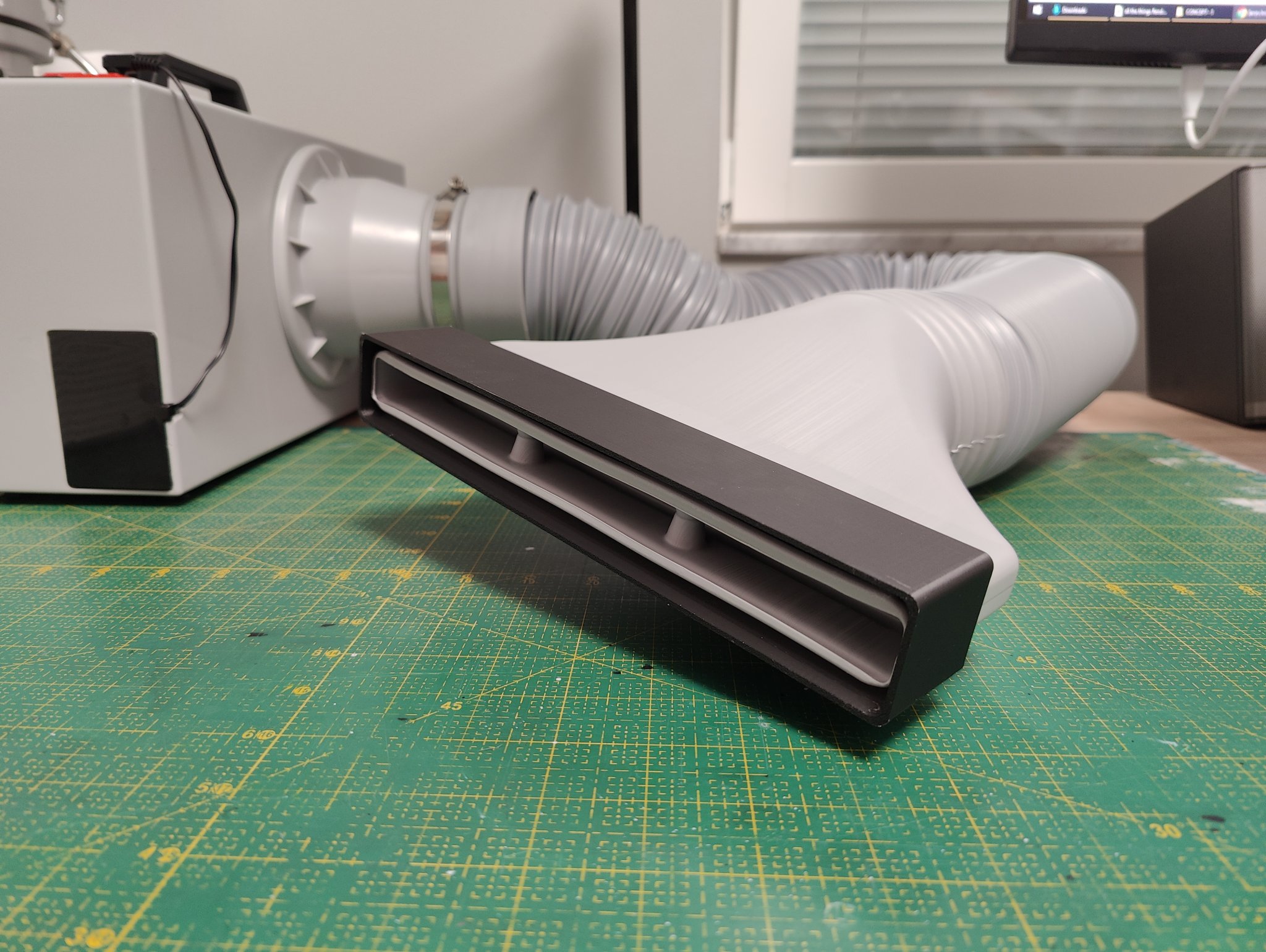 Bộ kết nối thích ứng cho ống xả của buồng phun sơn