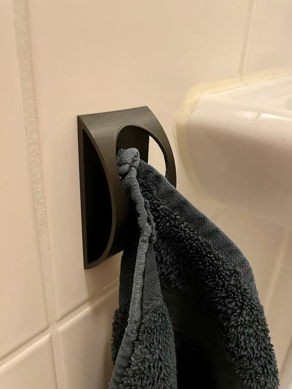 Móc treo khăn thiết kế dễ in cho nhà tắm