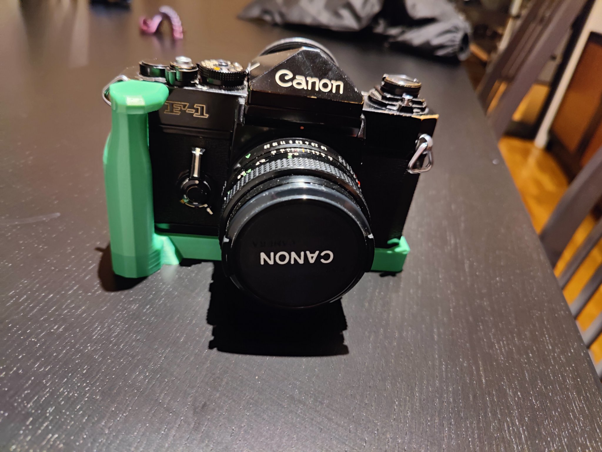 Cán cầm ergonomic cho máy ảnh phim canon F1