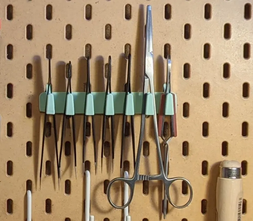 Giá đỡ nhíp cho hệ thống bảng ghim Skadis của Ikea