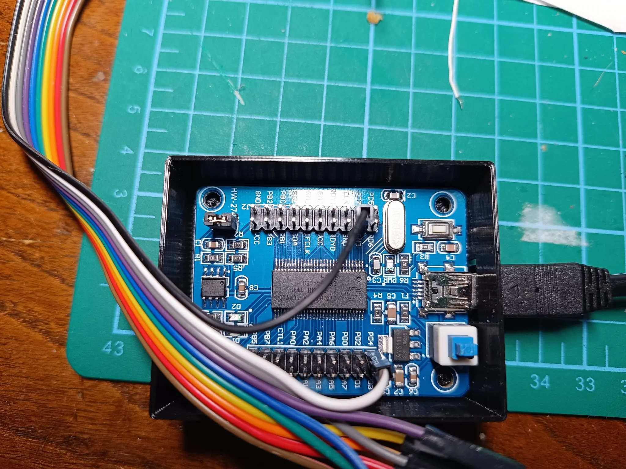 Máy phân tích logic 16 kênh CY7C68013A của Cypress