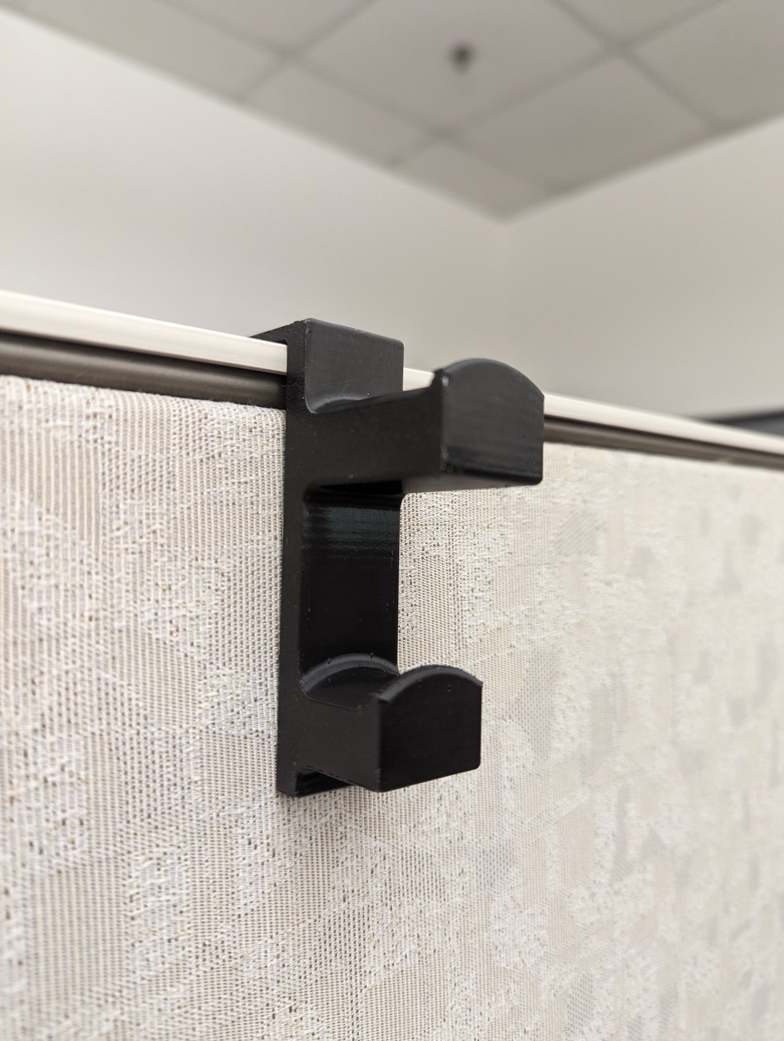 Móc treo áo dạng khối cho tường dày 4 inch