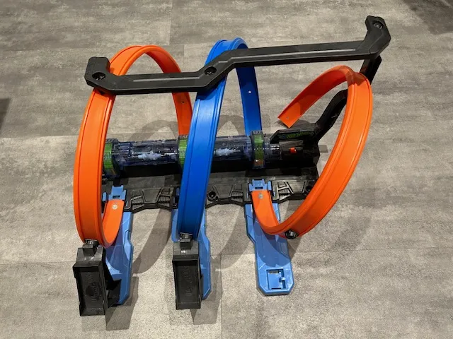 Bộ đường đua Hot Wheels Korkenzieher-Crash Trackset