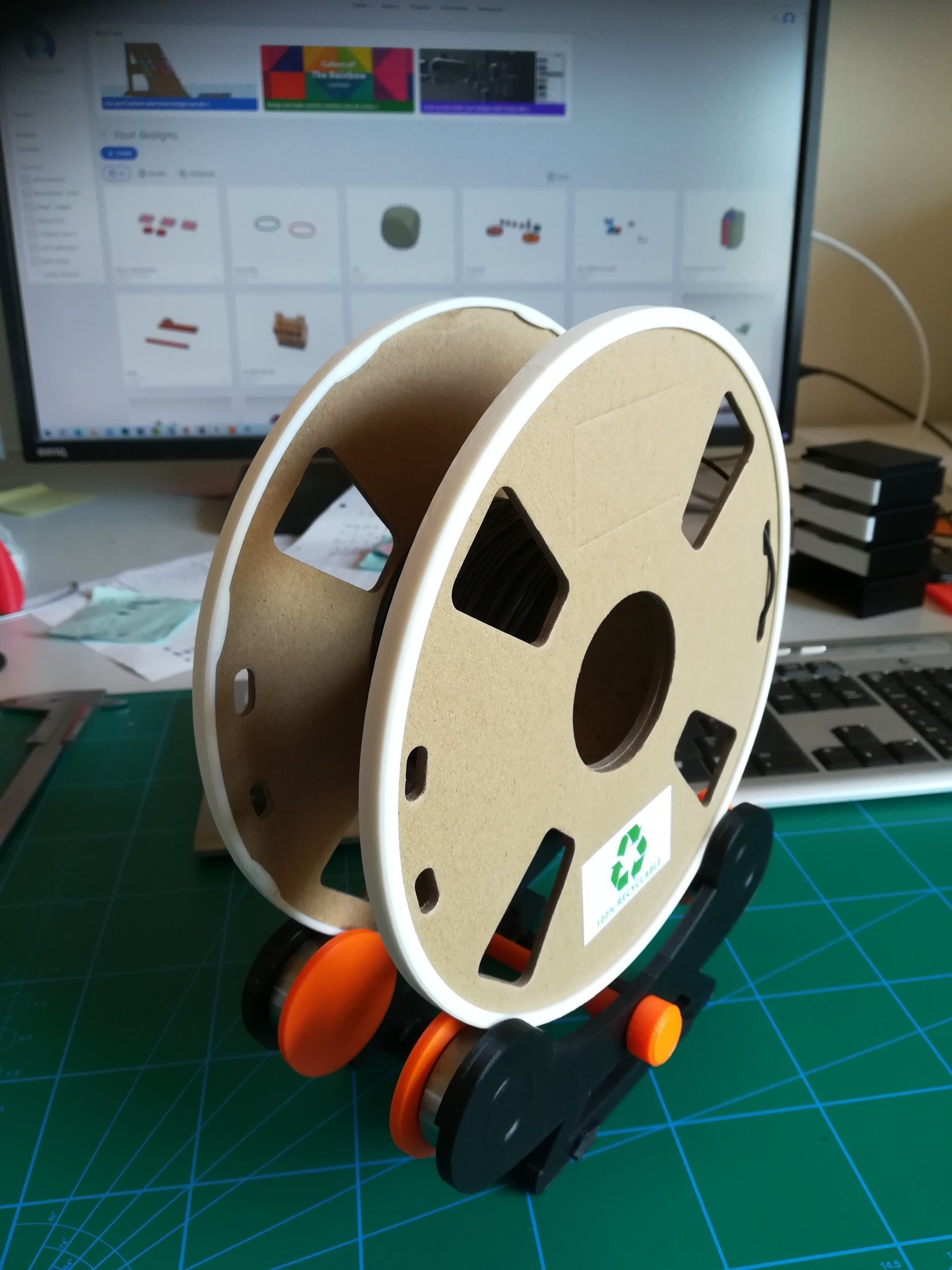 Vòng giữ cuộn giấy bìa cho máy in 3D