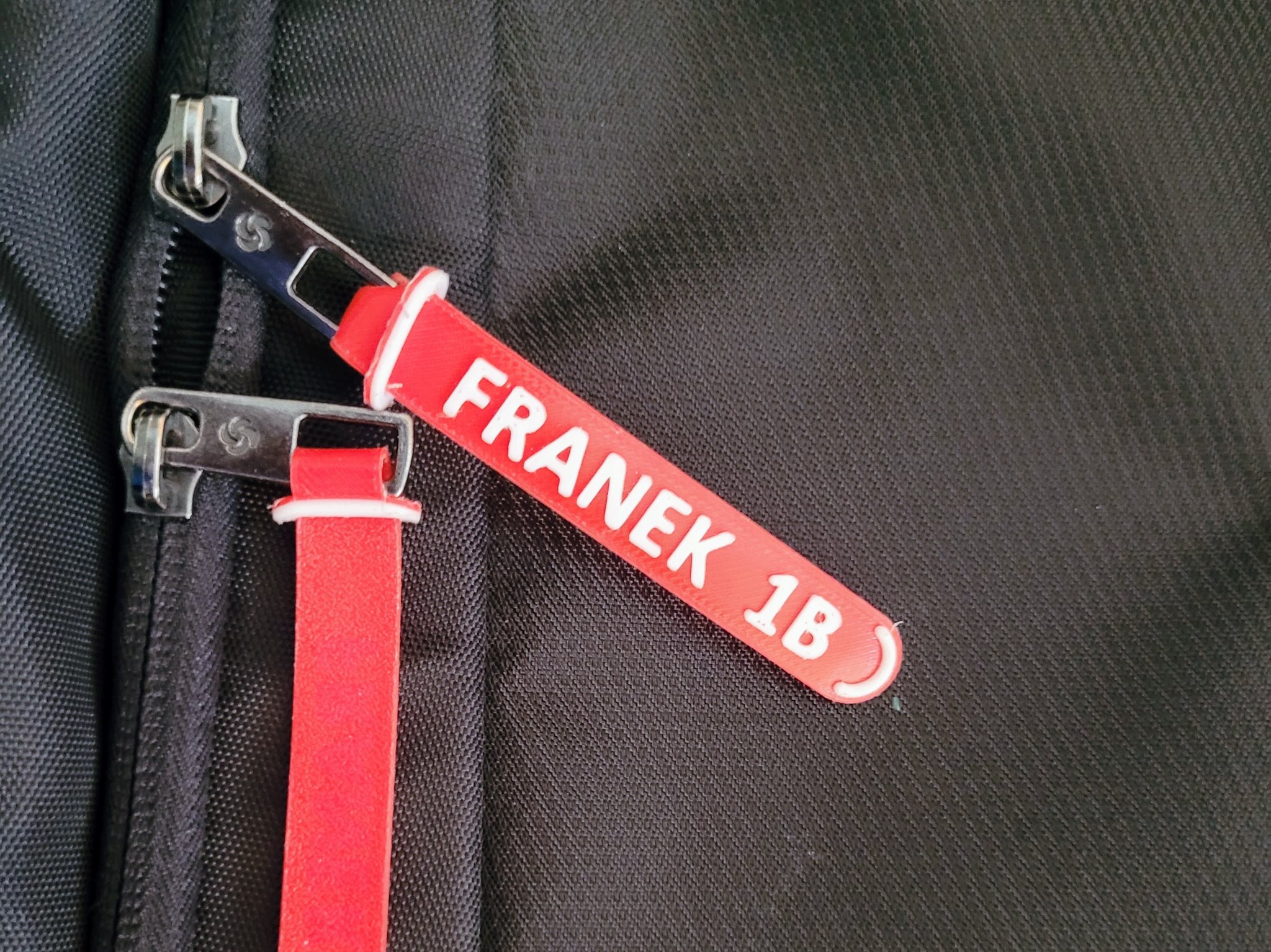 Thẻ TPU/Flex có khóa kéo - tùy chỉnh được