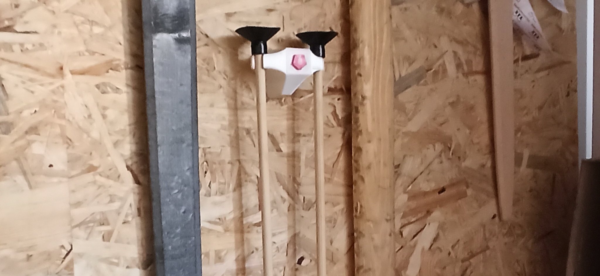 Giá treo vũ khí cho trẻ em thời trung cổ