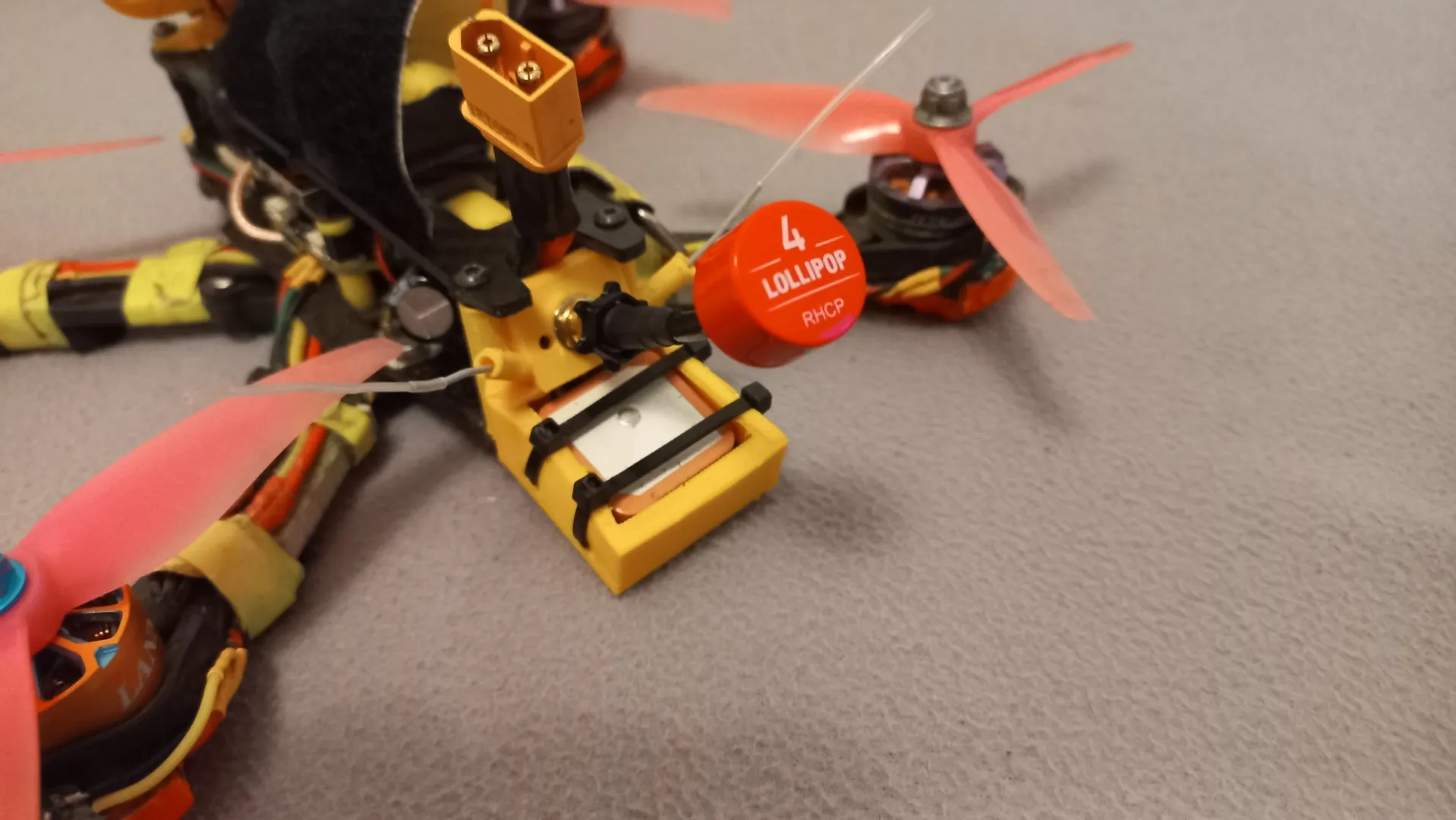 Giá đỡ GPS BN-880Q cho drone Eachine Wizzard X220 V2 5 inch