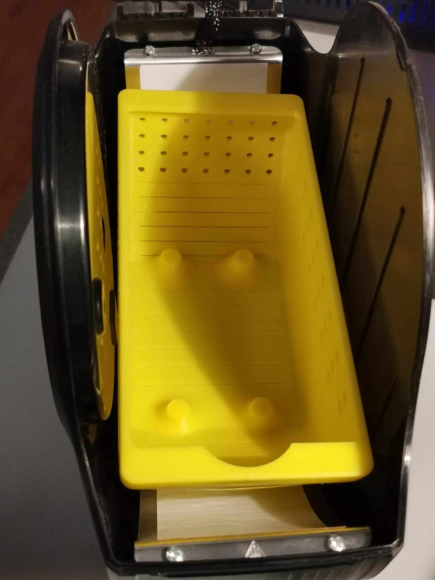 Hộp hỗ trợ làm khô hạt silicate cho máy in Sunlu S2