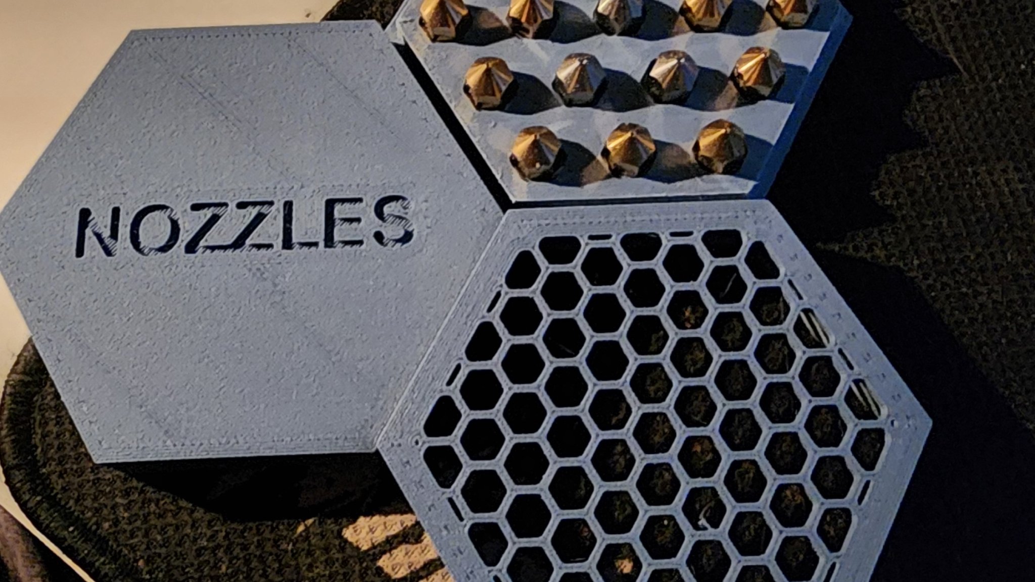 Nắp tổ ong cho hộp chứa vòi Hex