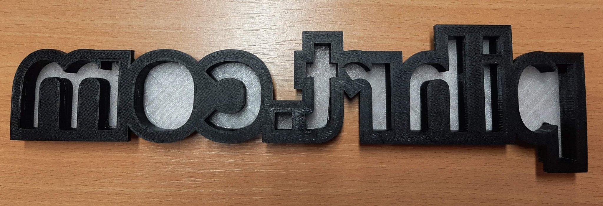 Biểu tượng pihrt.com với đèn LED WS2812 phát sáng