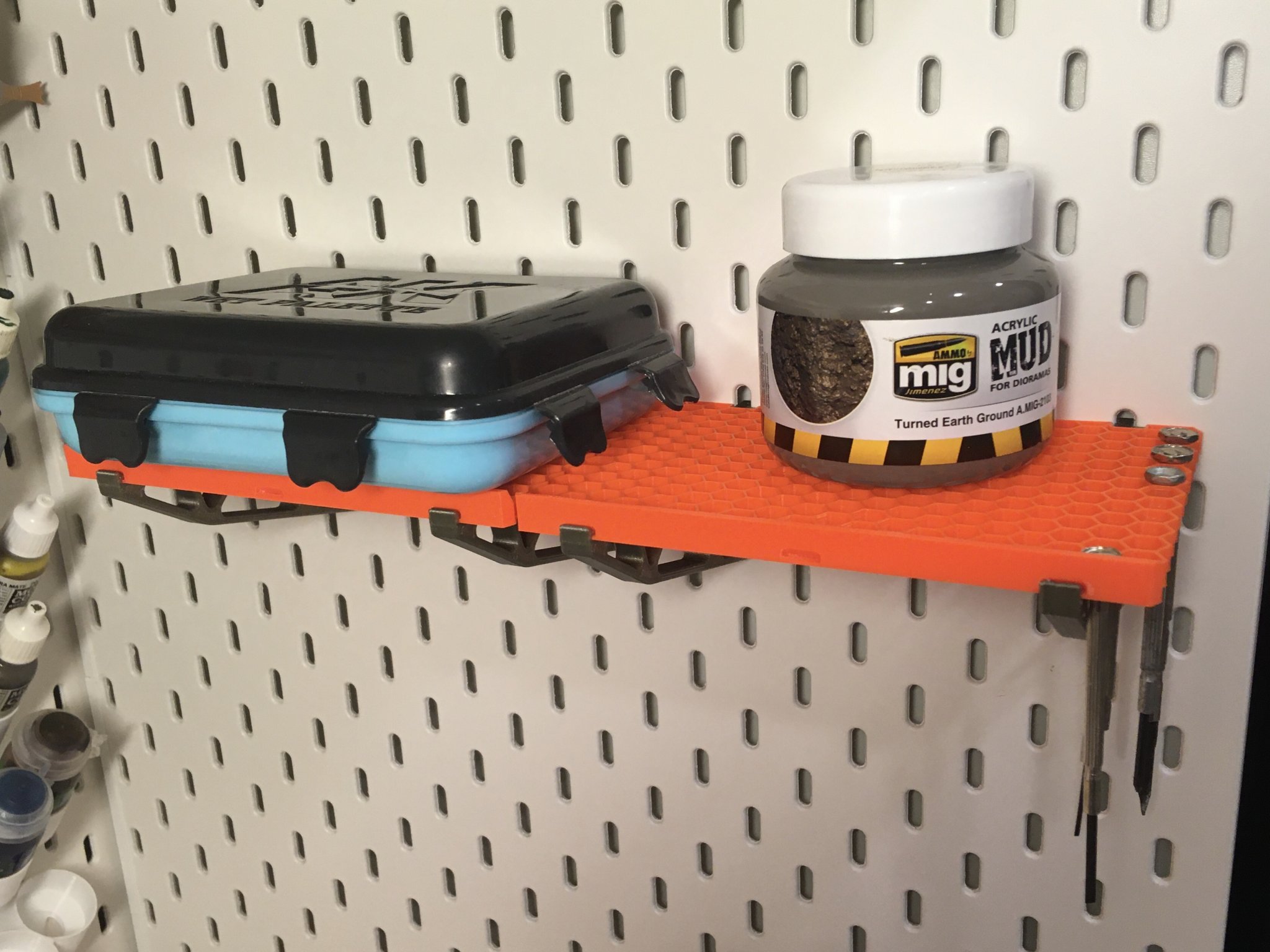 Giá đỡ liên tục cho bảng Ikea Skadis