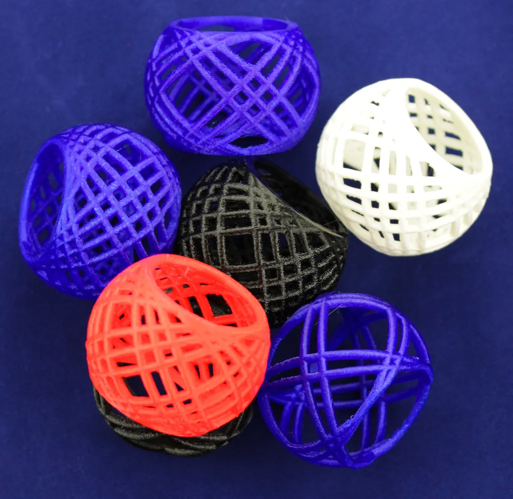 Thiết kế vòng khăn ăn đan lỏng nhẹ nhàng