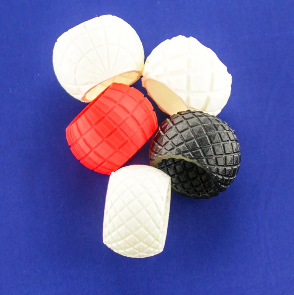 Mẫu thiết kế vòng khăn ăn khắc họa độc đáo