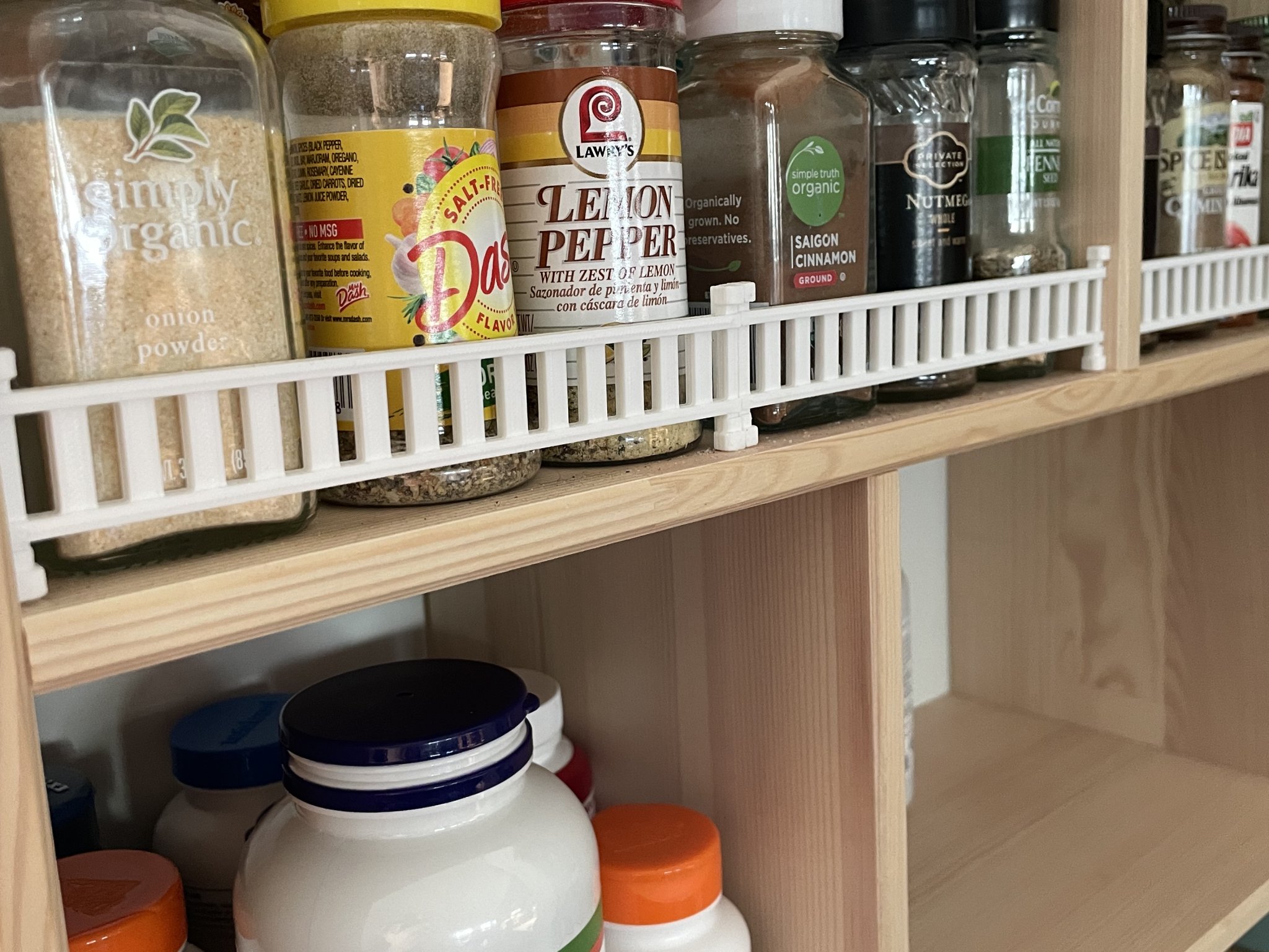 Giá đỡ gia vị cho nhà búp bê IKEA FLISAT