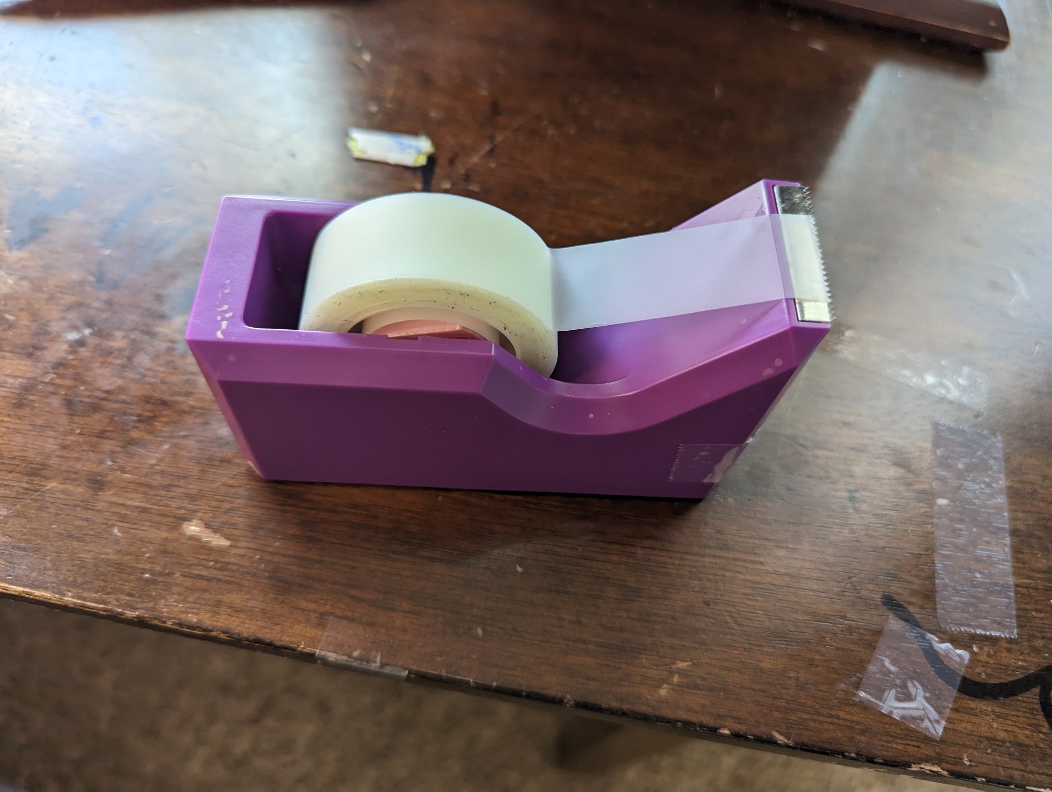 Lõi thay thế cho máy phân phát băng keo có hình trái tim