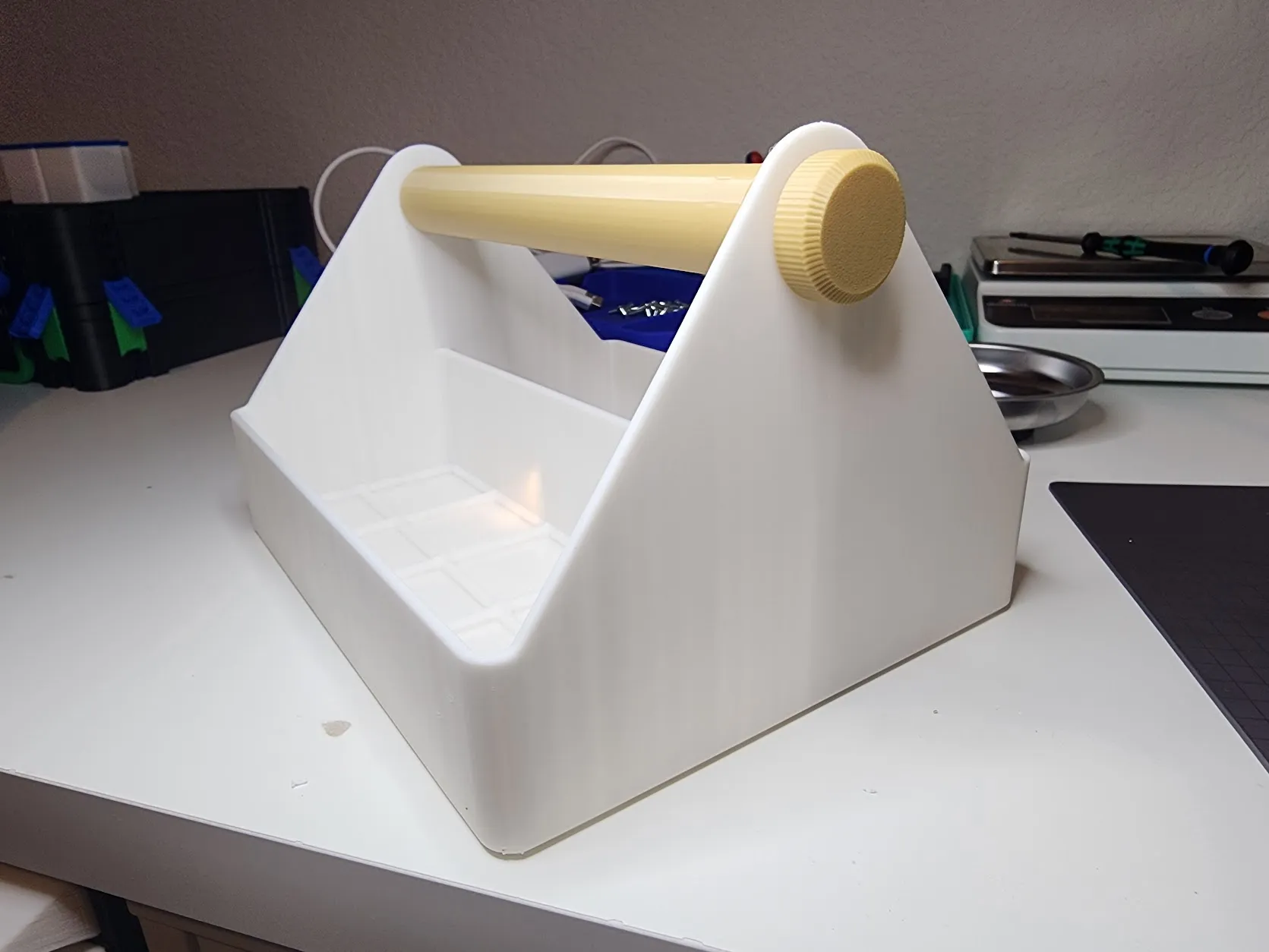 Giá đỡ dụng cụ Diggle theo phong cách Gridfinity