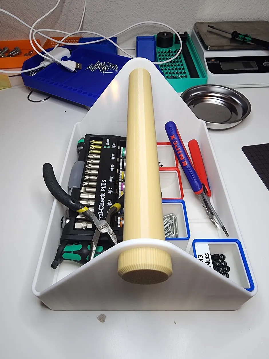 Giá đỡ dụng cụ Diggle theo phong cách Gridfinity