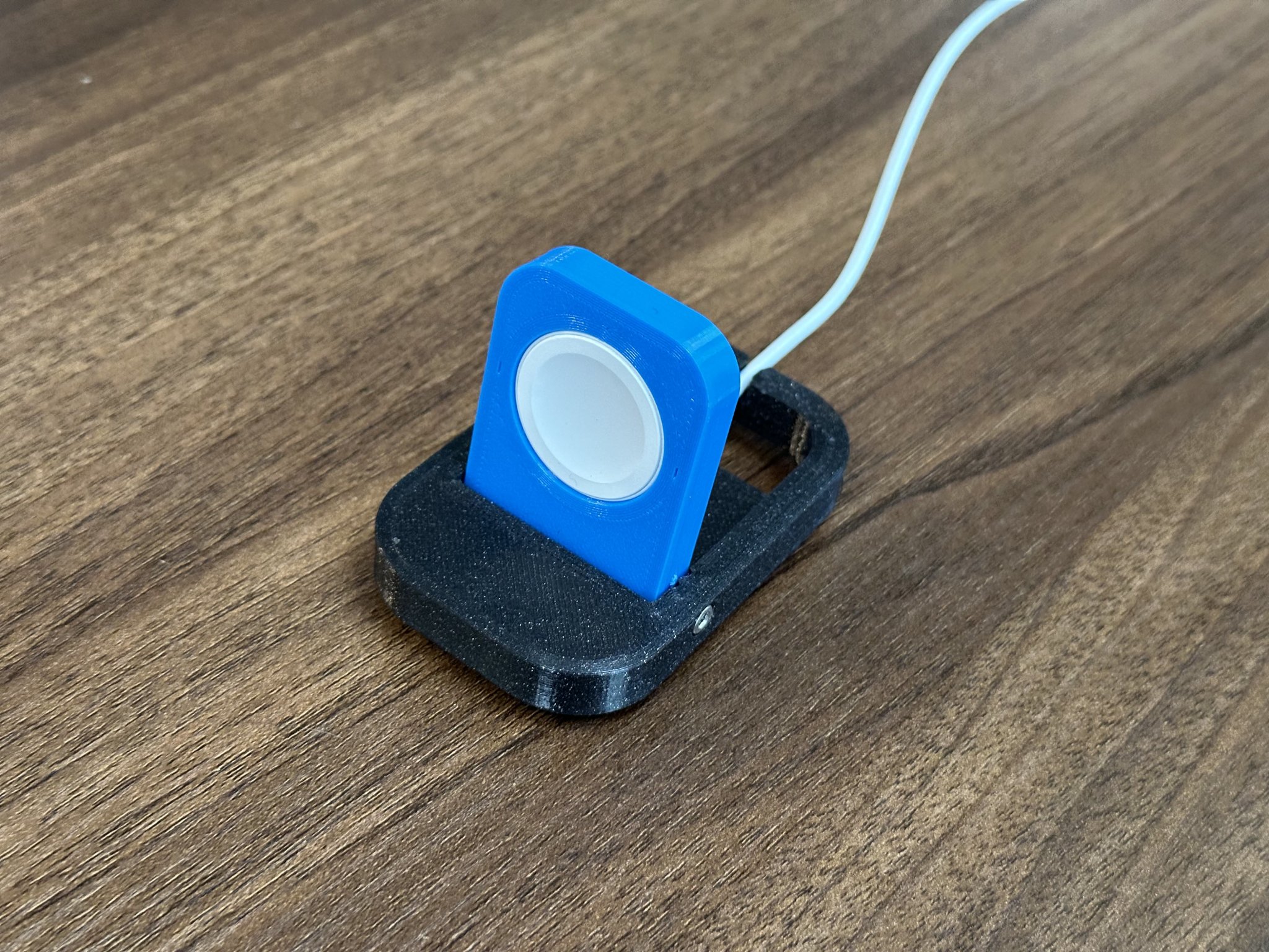 Giá đỡ Apple Watch gập gọn và di động