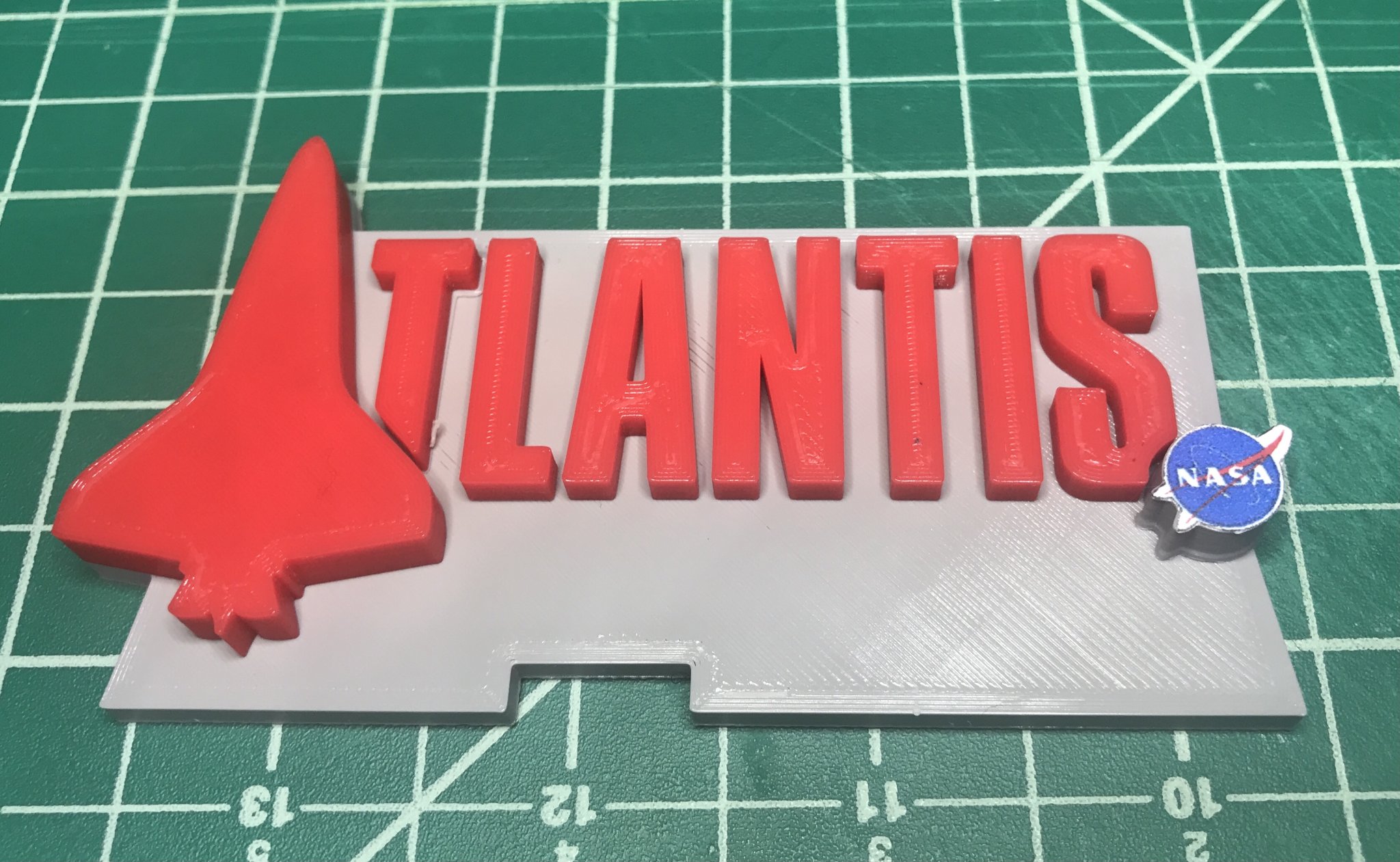 Giá đỡ mô hình tàu con thoi Atlantis cho in 3D