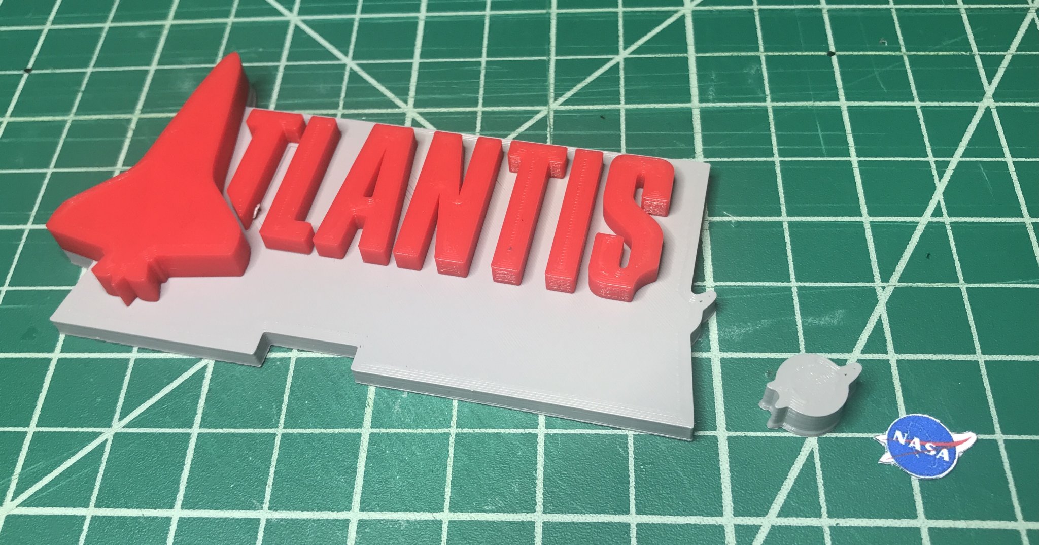 Giá đỡ mô hình tàu con thoi Atlantis cho in 3D