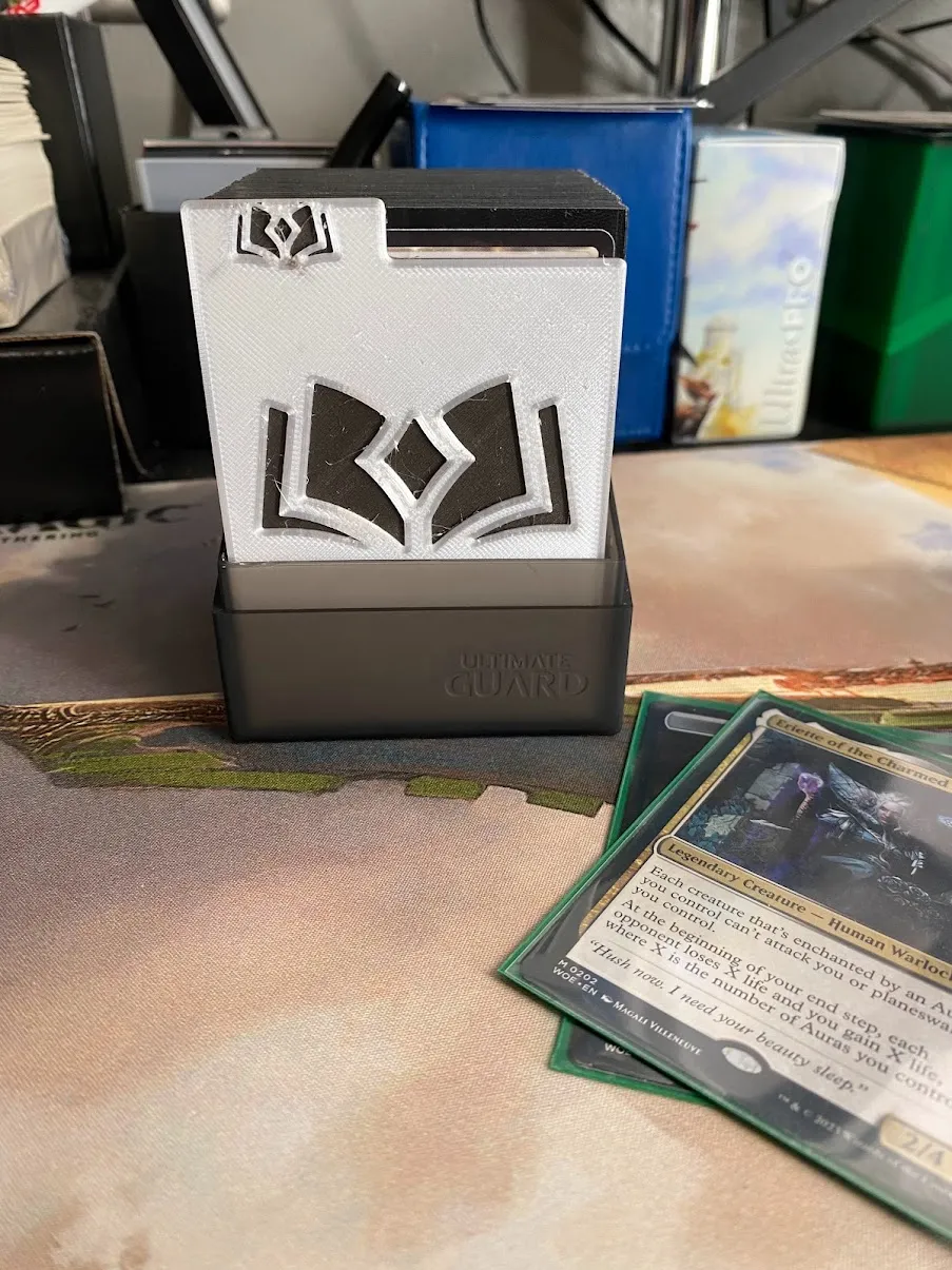 Kệ chia thẻ bài Wilds of Eldraine cho MTG