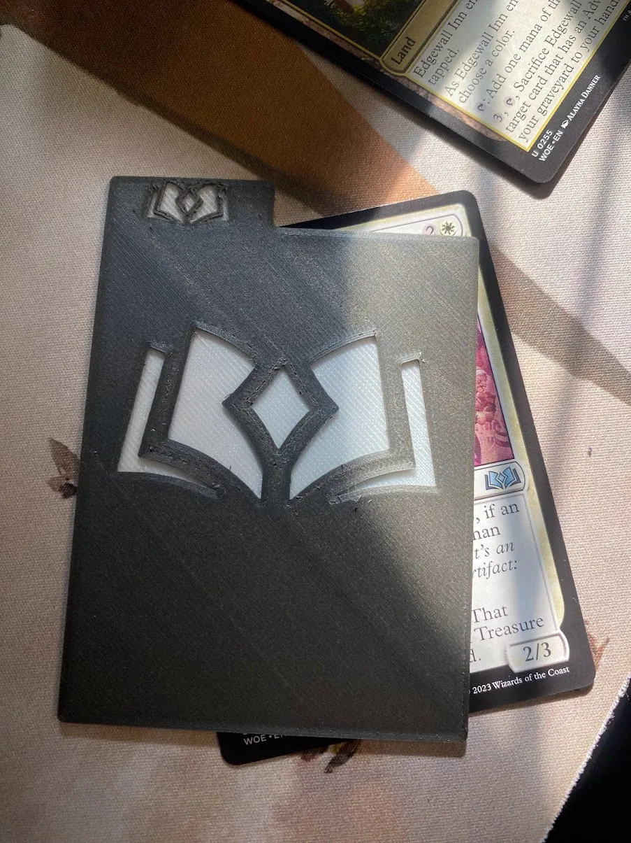 Kệ chia thẻ bài Wilds of Eldraine cho MTG