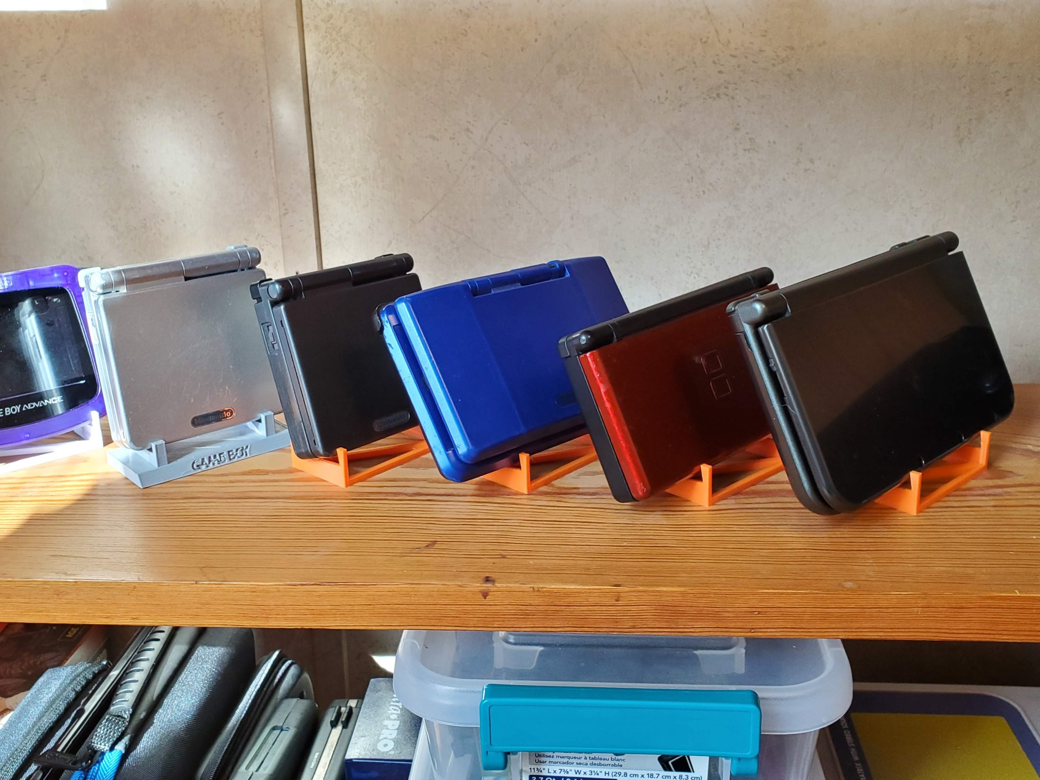 Giá đỡ tay cầm cho Gameboy và các thiết bị cầm tay khác