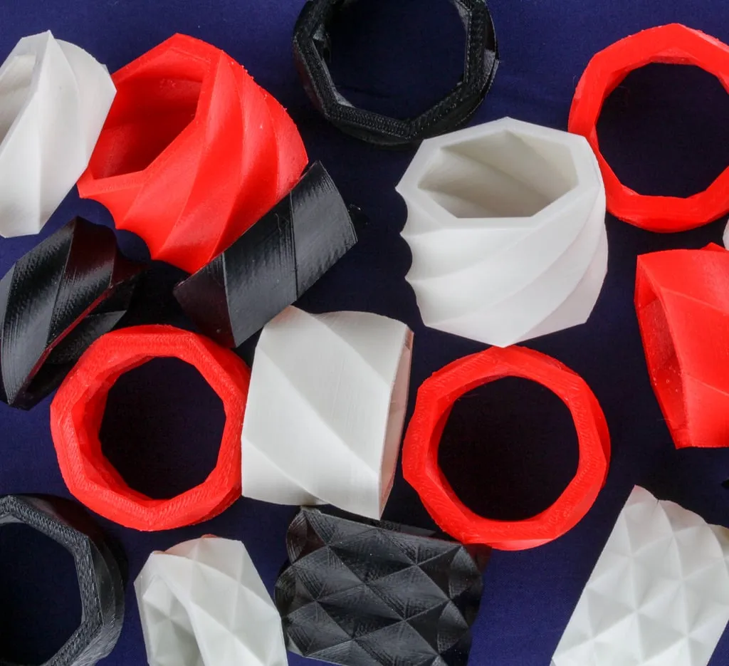 Mẫu thiết kế nhẫn ăn bằng vải khăn xoắn ốc