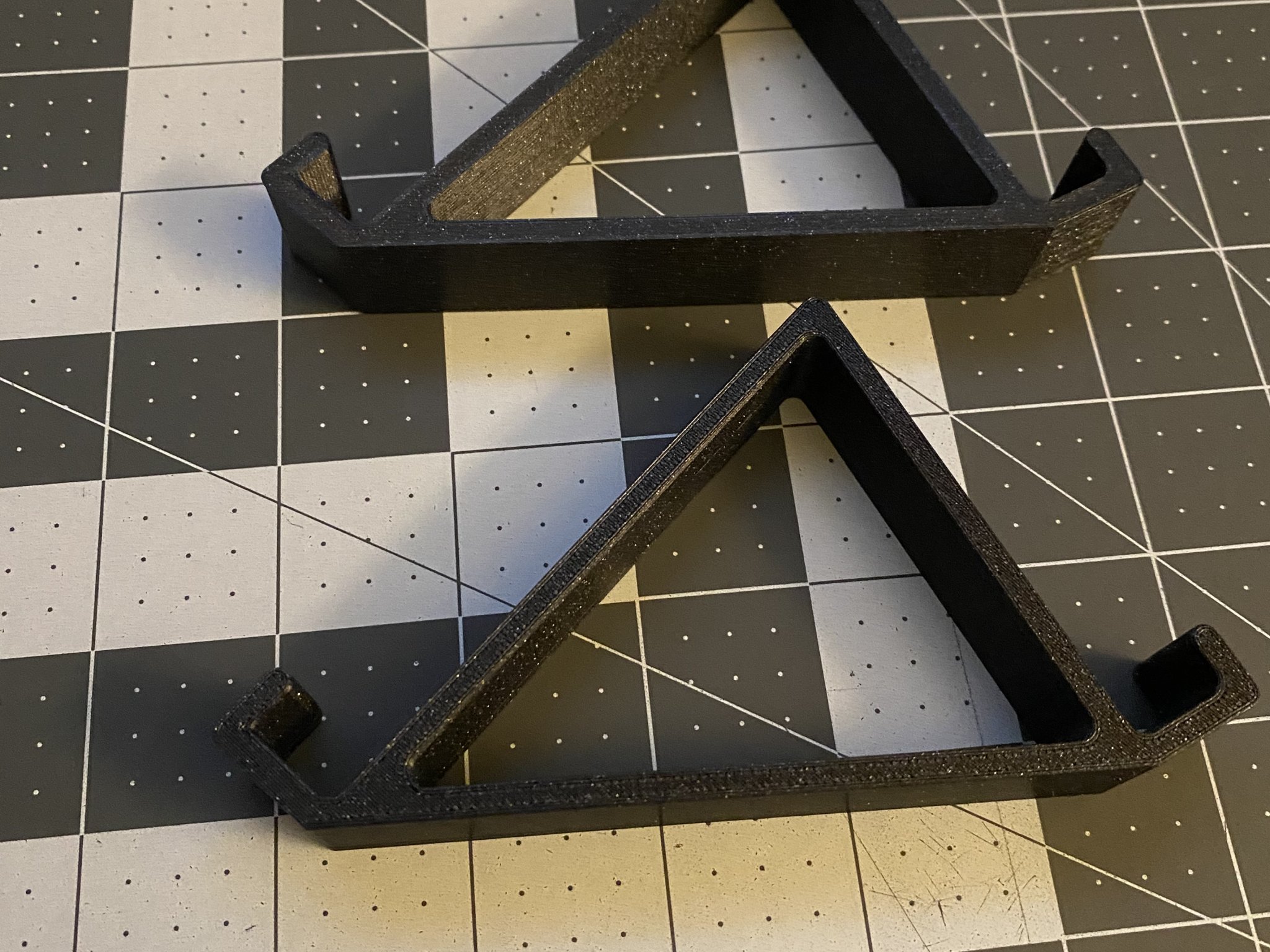 Giá đỡ màn hình di động điều chỉnh góc 45 và 60 độ