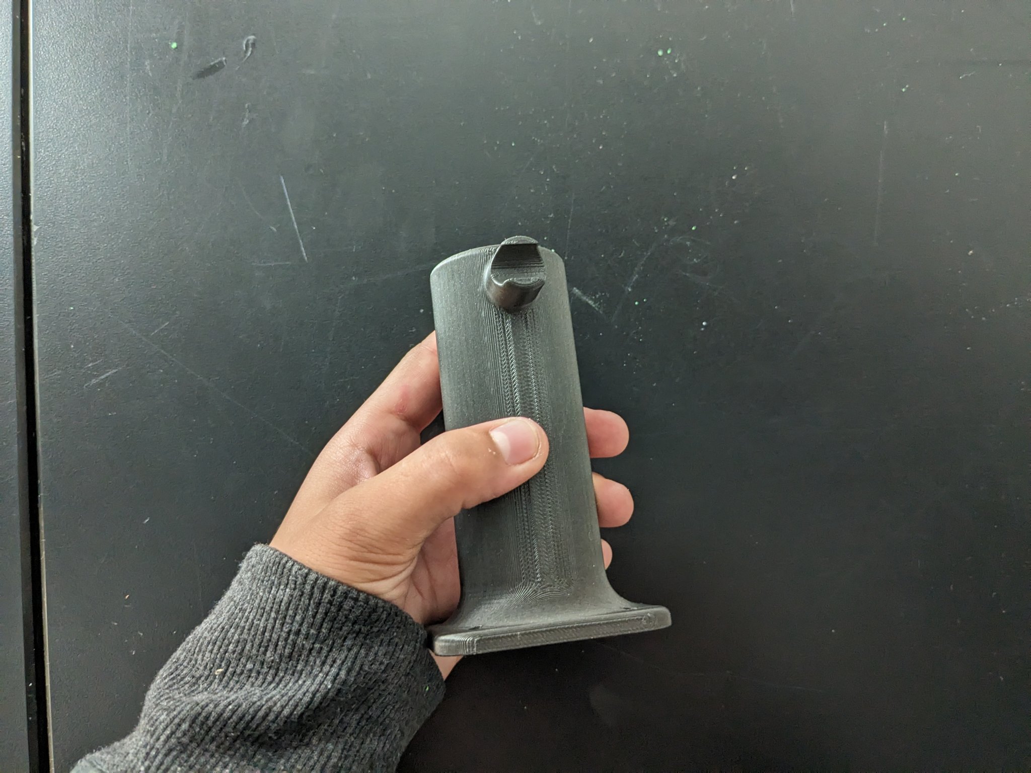 Giá đỡ ống hơi máy nén khí treo tường in 3D