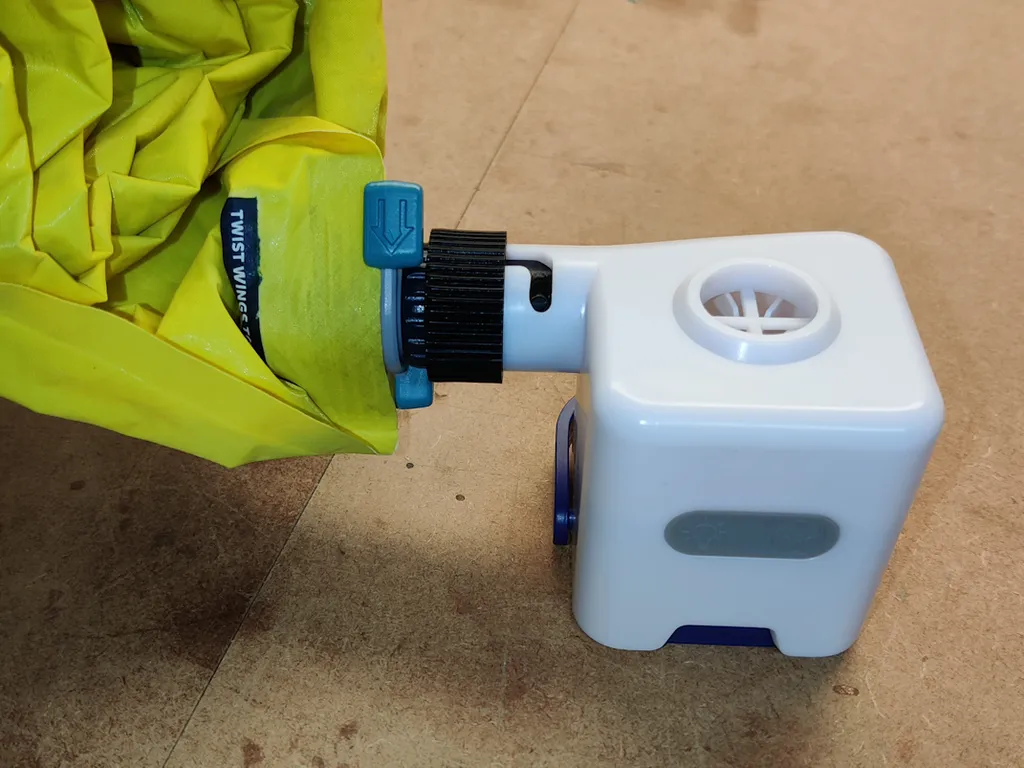 Bộ chuyển đổi van winglock cho bơm Exped