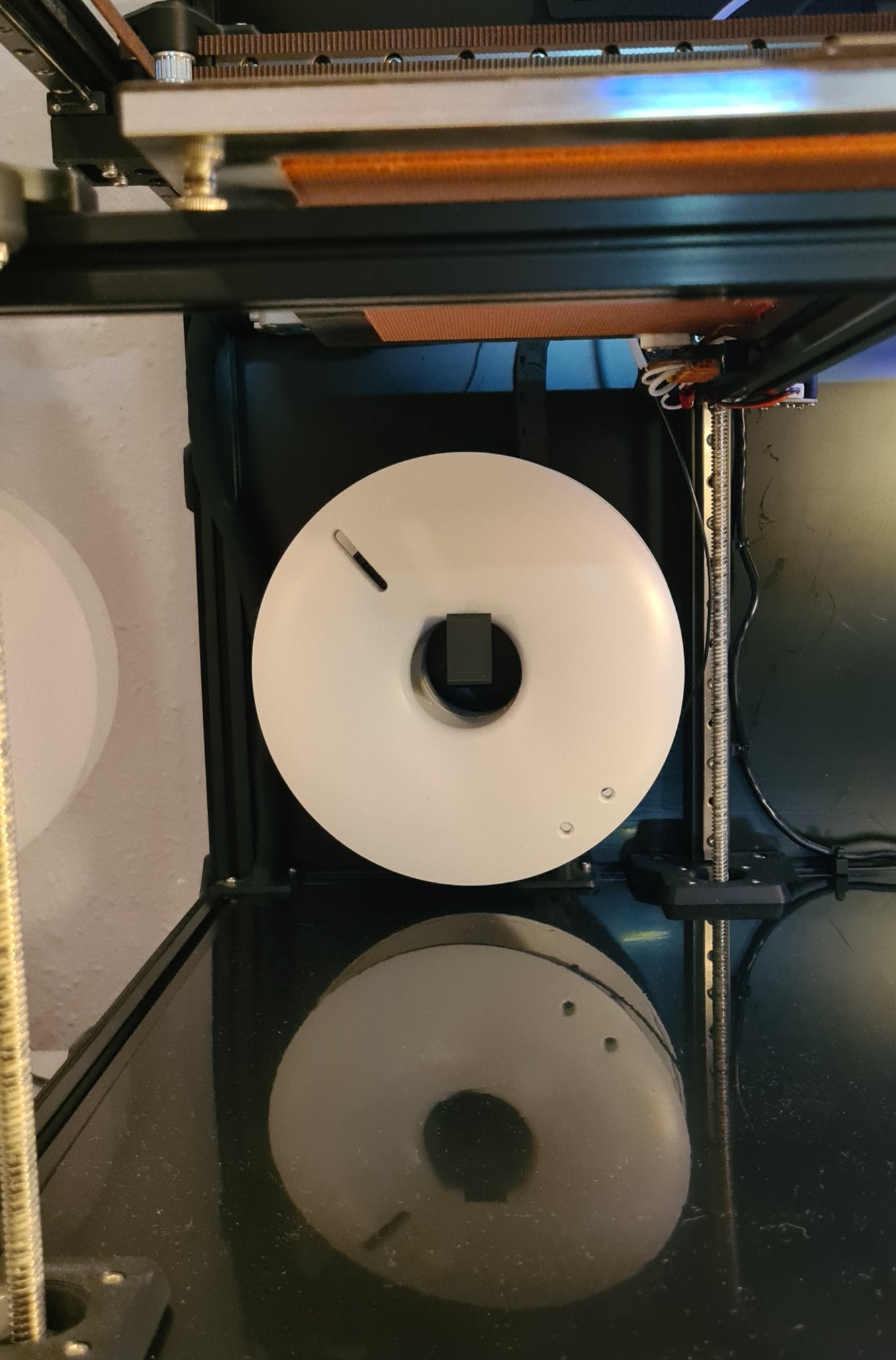 Giá đỡ cuộn filament cho Voron Trident - Lắp đặt bên trong