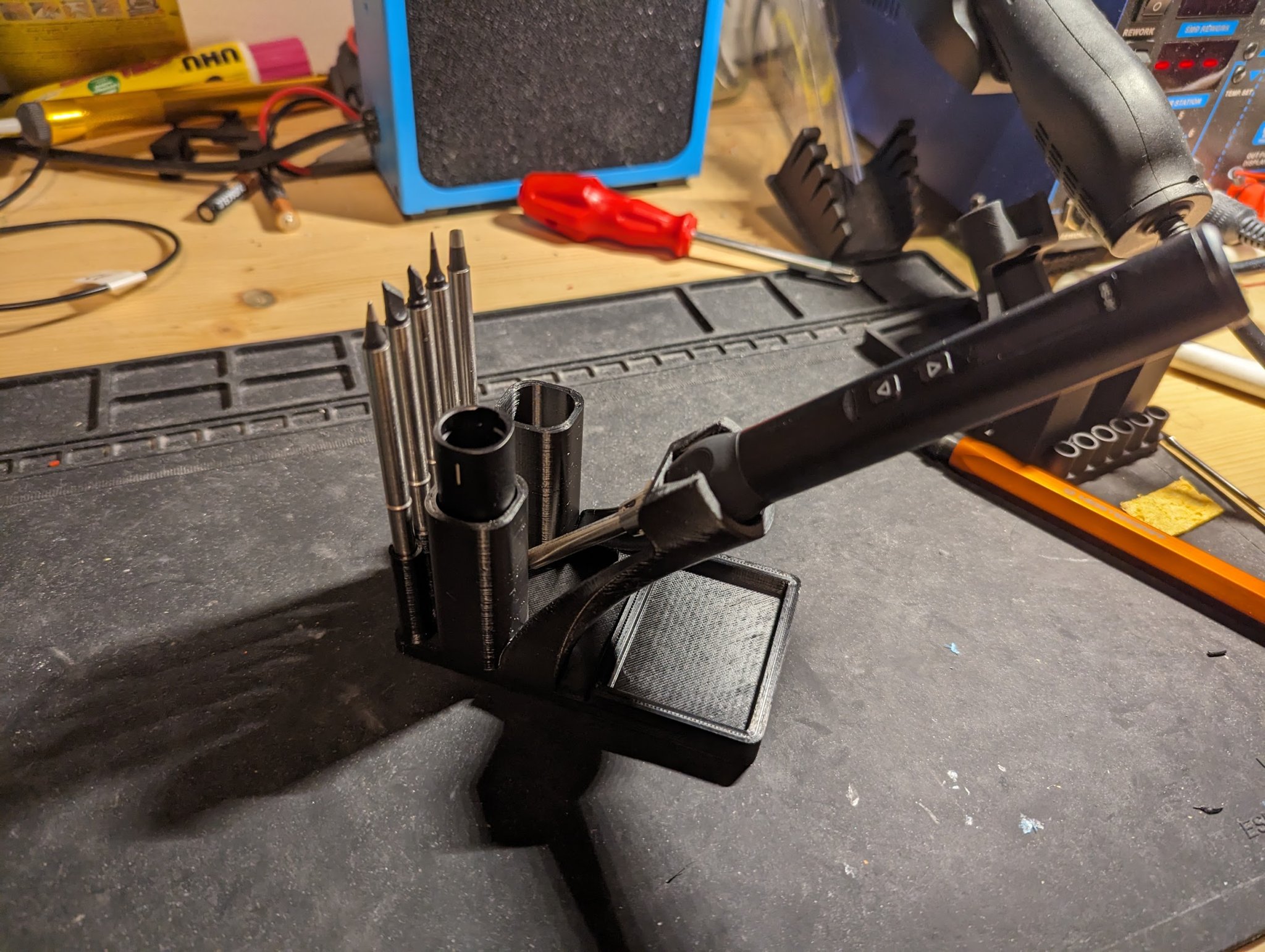 Giá đỡ cải tiến cho máy hàn HS-01