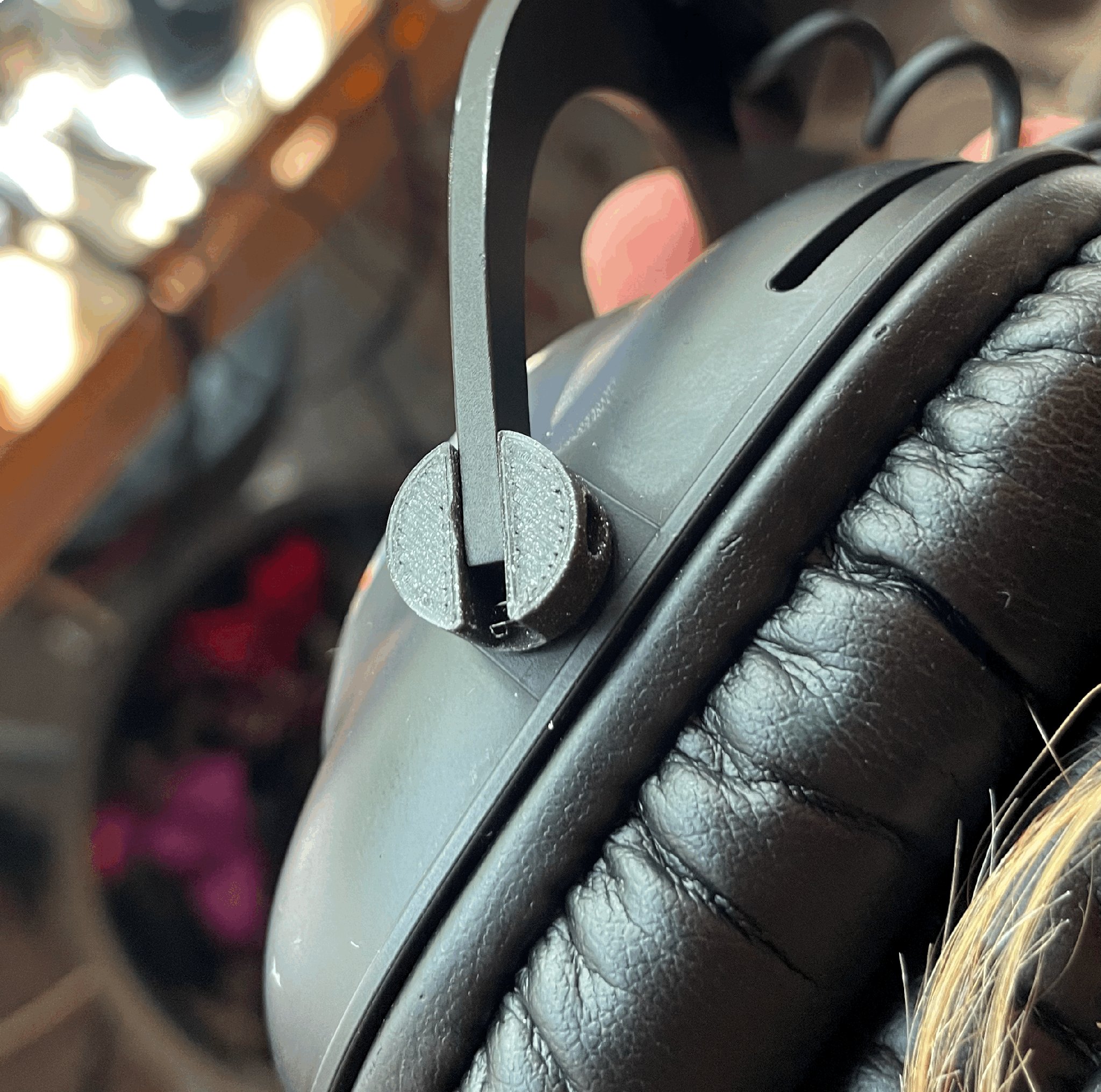 Thay thế khớp xoay cho tai nghe Logitech Pro X