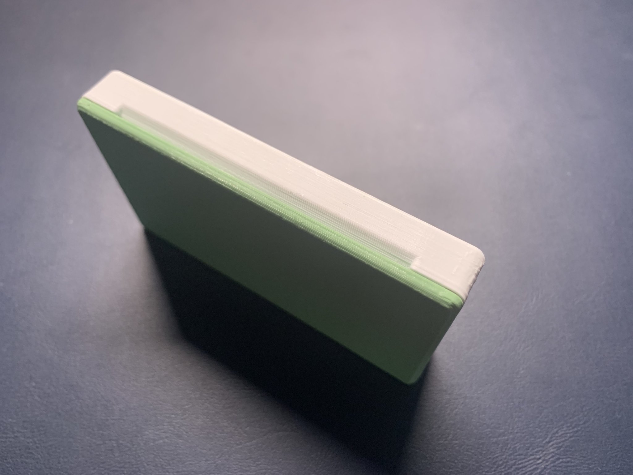 Hộp đựng kính áp tròng cho ba cặp kính