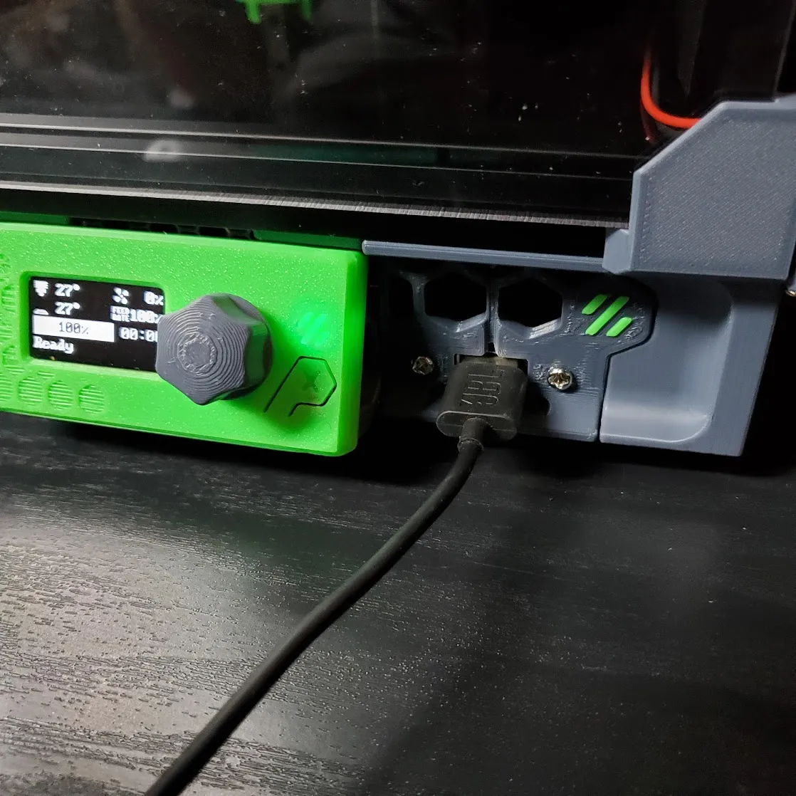 Tấm chắn trước bên phải Voron 0.2r1 với cổng USB