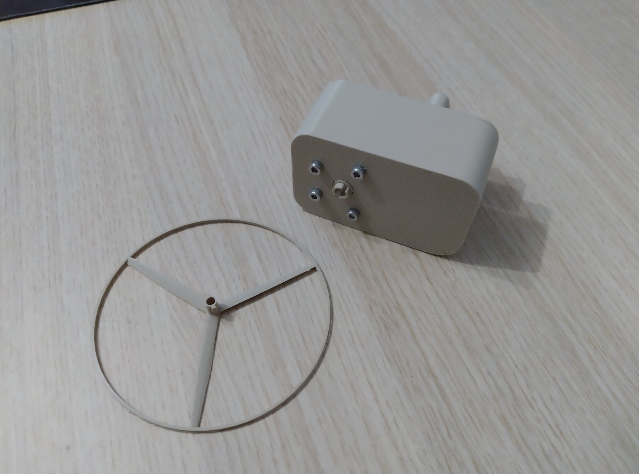 Đồ chơi bay động cơ hộp số với tỷ lệ truyền 1:32