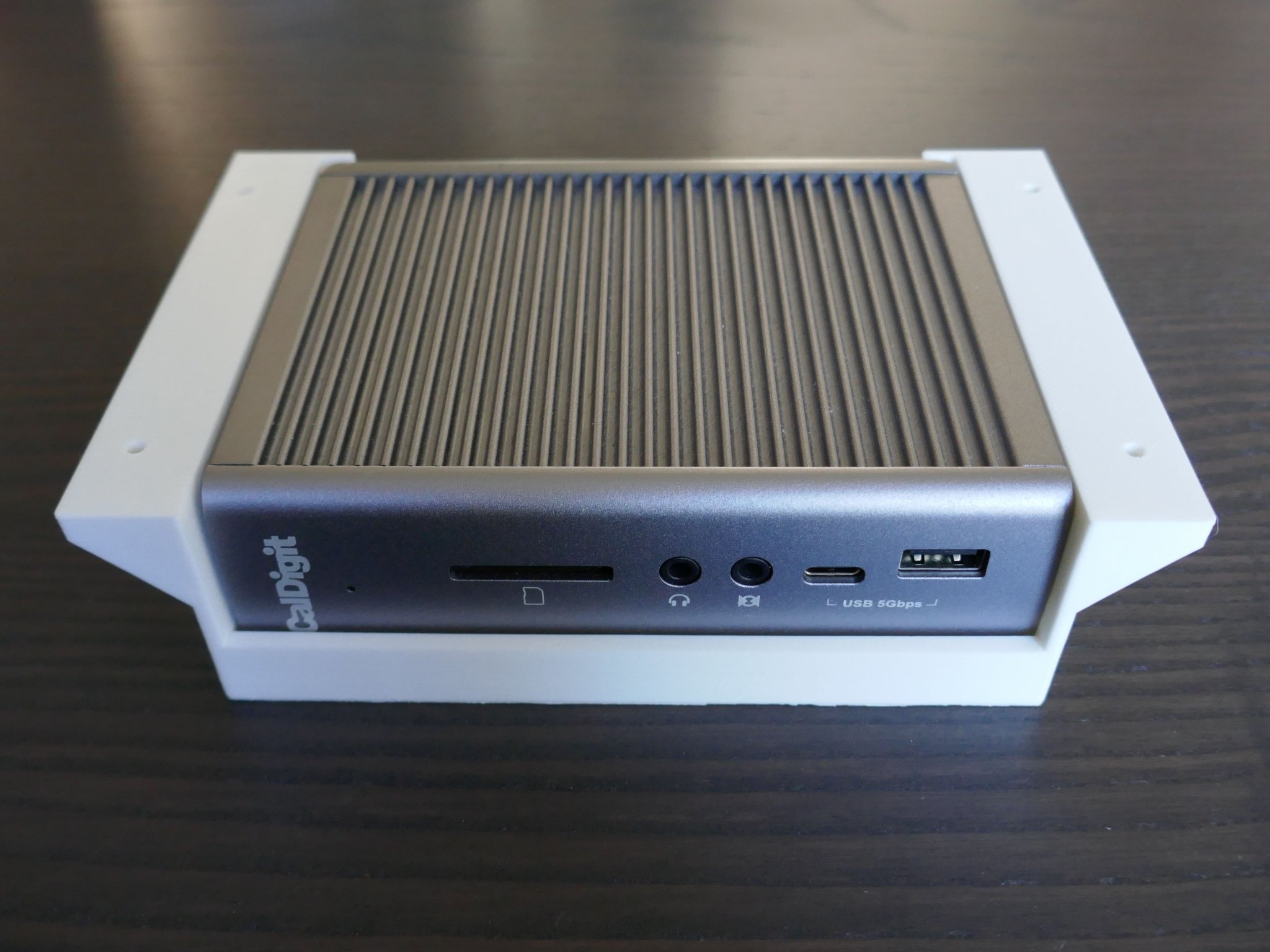 Giá đỡ dưới bàn cho Dock Thunderbolt 3 CalDigit TS3 Plus