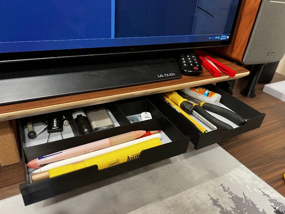 Khay để bàn đơn ngăn lớn cho không gian làm việc