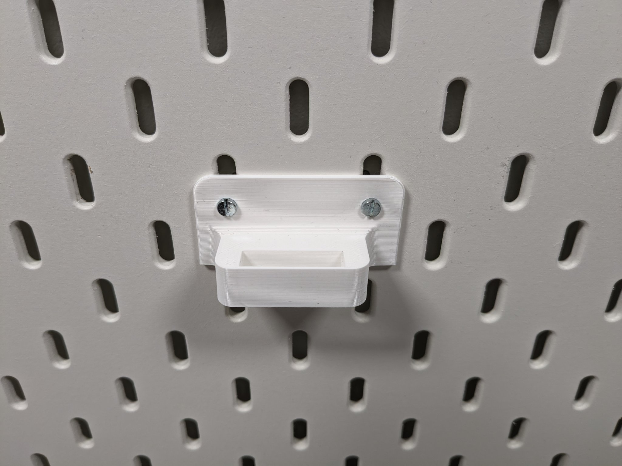 Giá đỡ thước kẹp gắn vít cho bảng Ikea Skadis