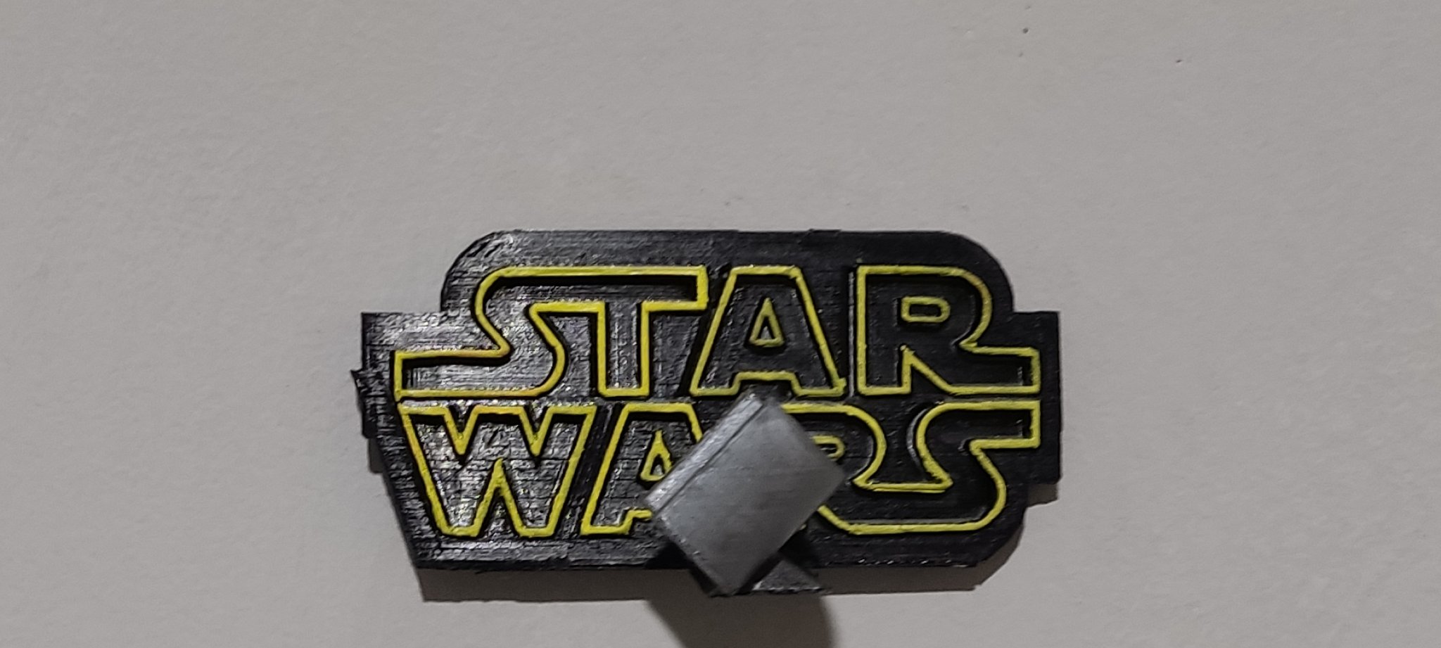 Giá đỡ tường cho lightsaber Star Wars màu bạc