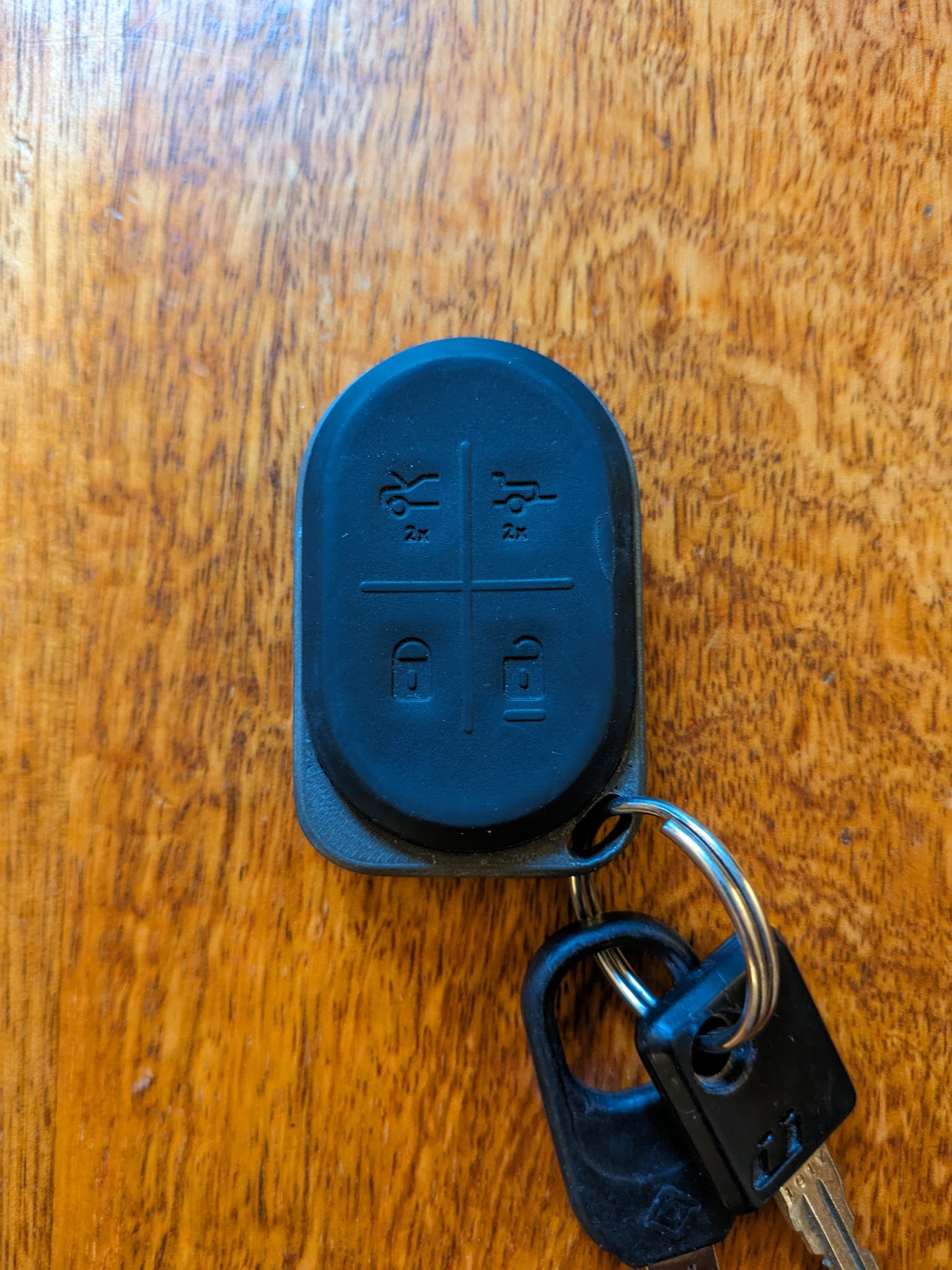 Vỏ khóa thông minh cho Rivian