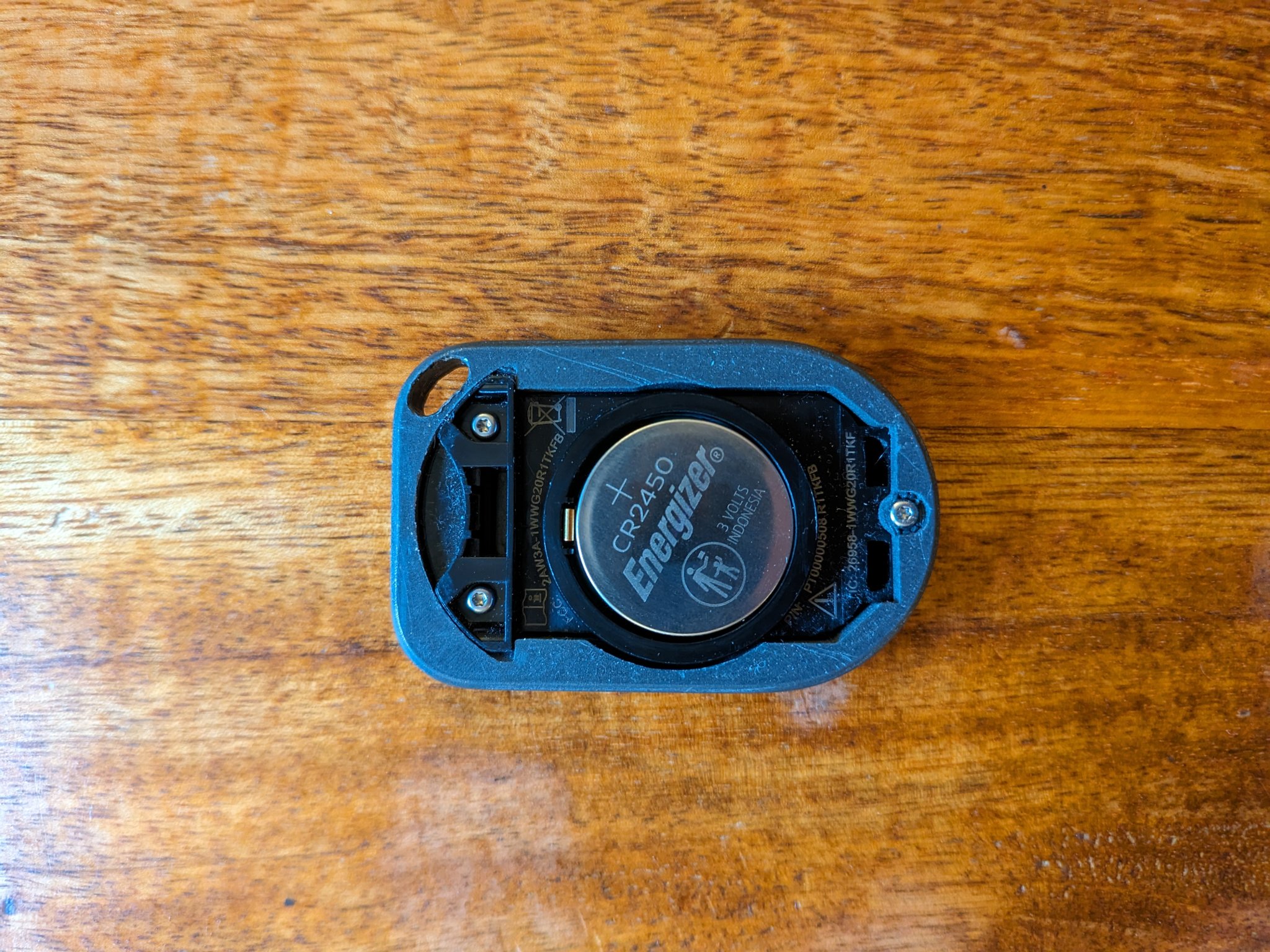 Vỏ khóa thông minh cho Rivian