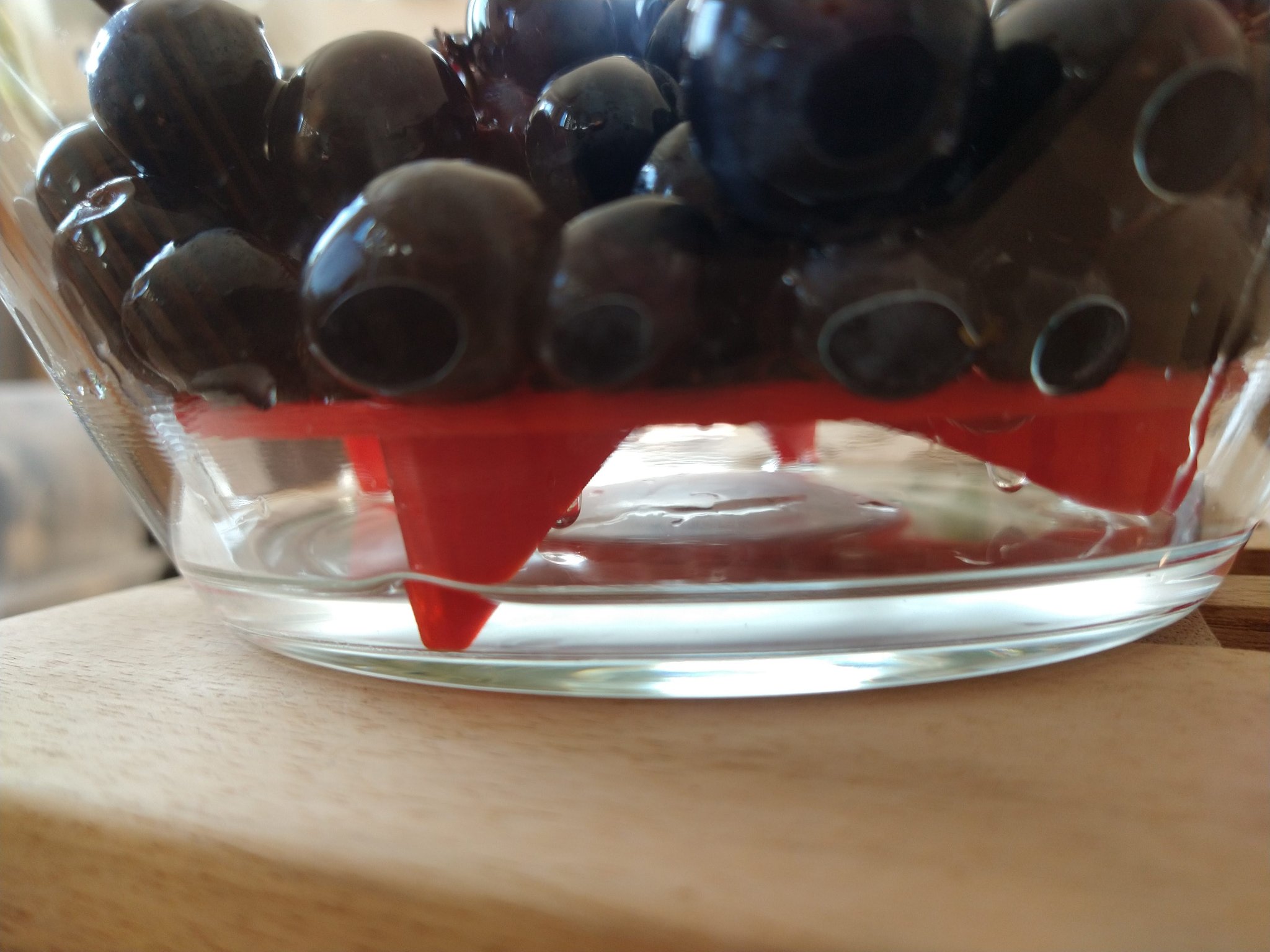 Giá đỡ trái cây có lỗ thoát nước cho bát trái cây