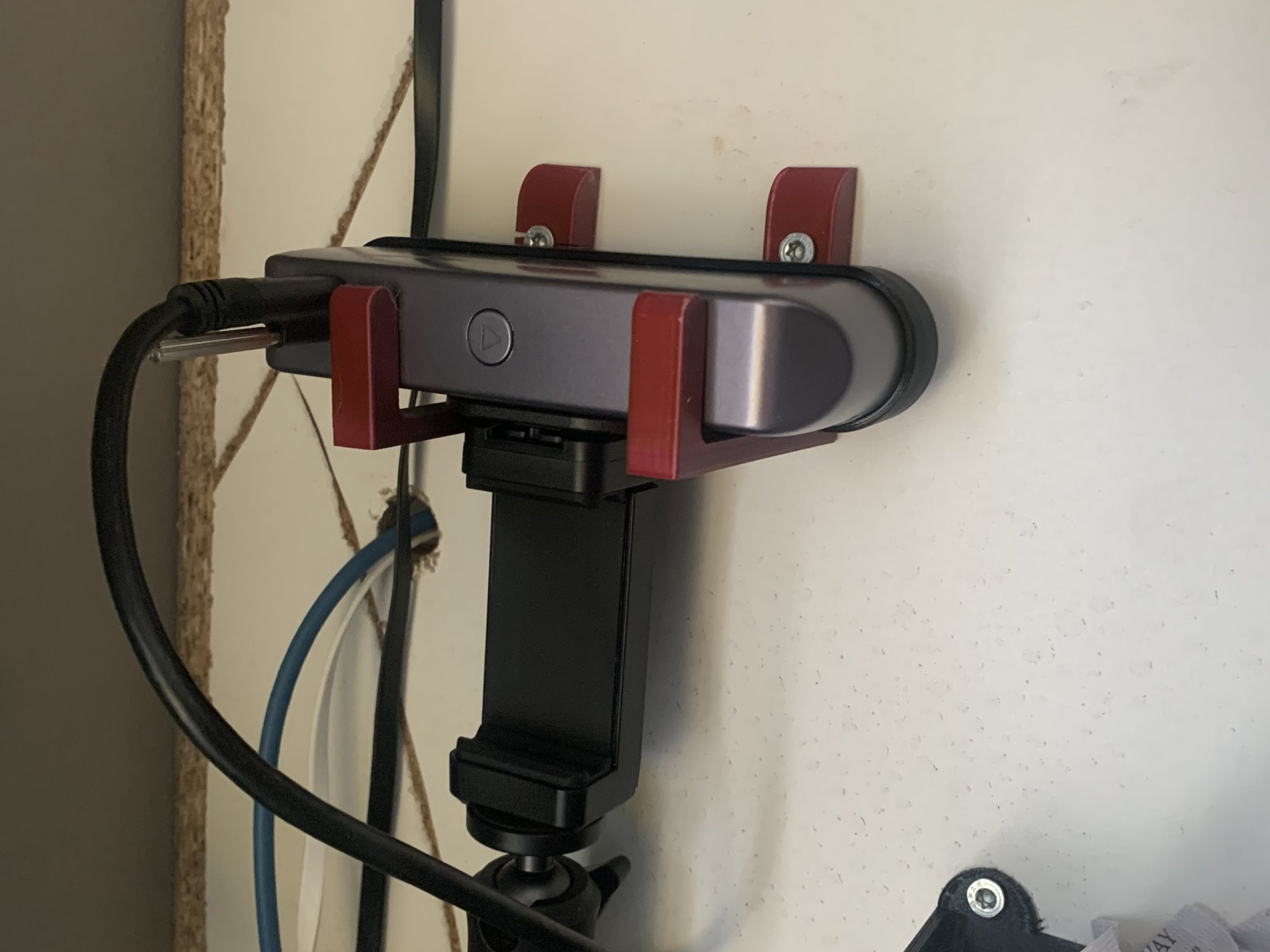 Giá đỡ tường cho RevoPoint Inspire