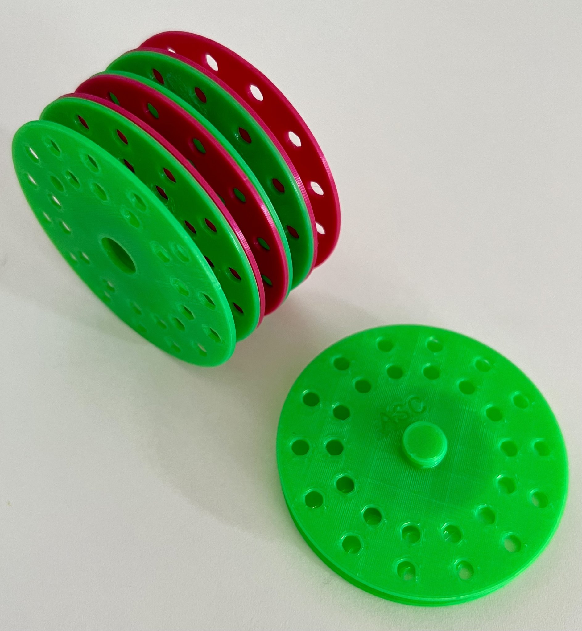 Cuộn dây câu cá xếp chồng tiện lợi