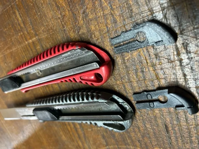 Nắp lưỡi cho dao cắt có lưỡi gãy