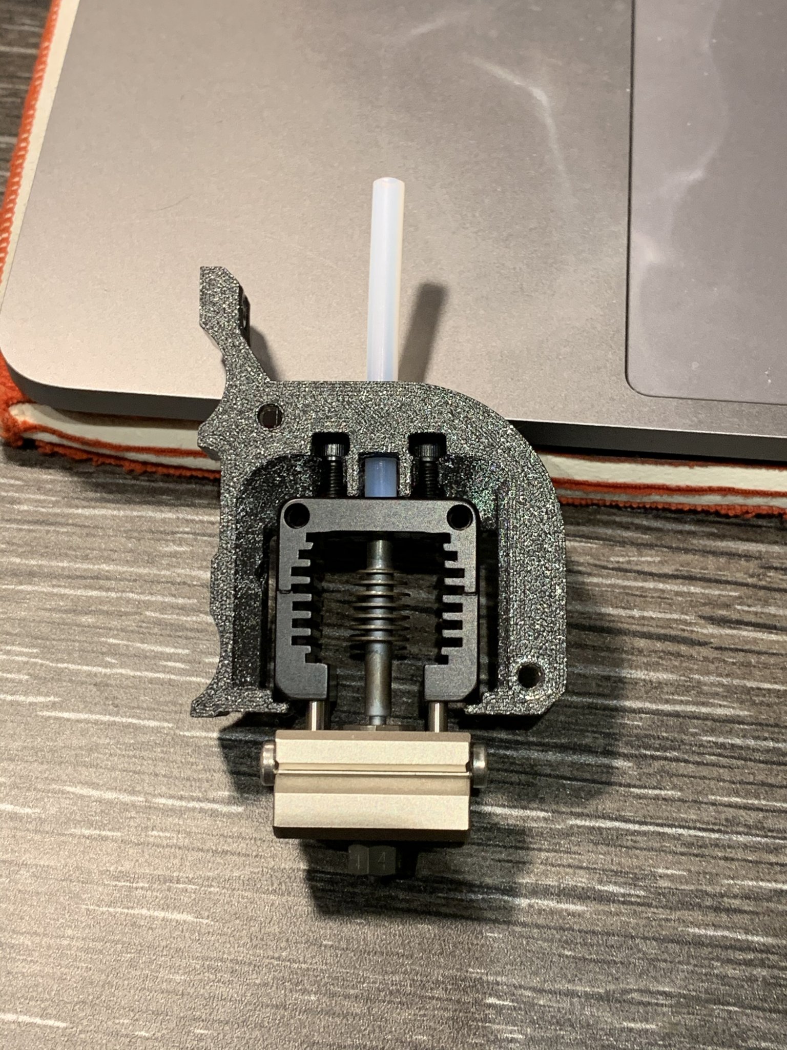 Giá đỡ muỗi theo thiết kế của 4nthonylin cho Prusa Mini