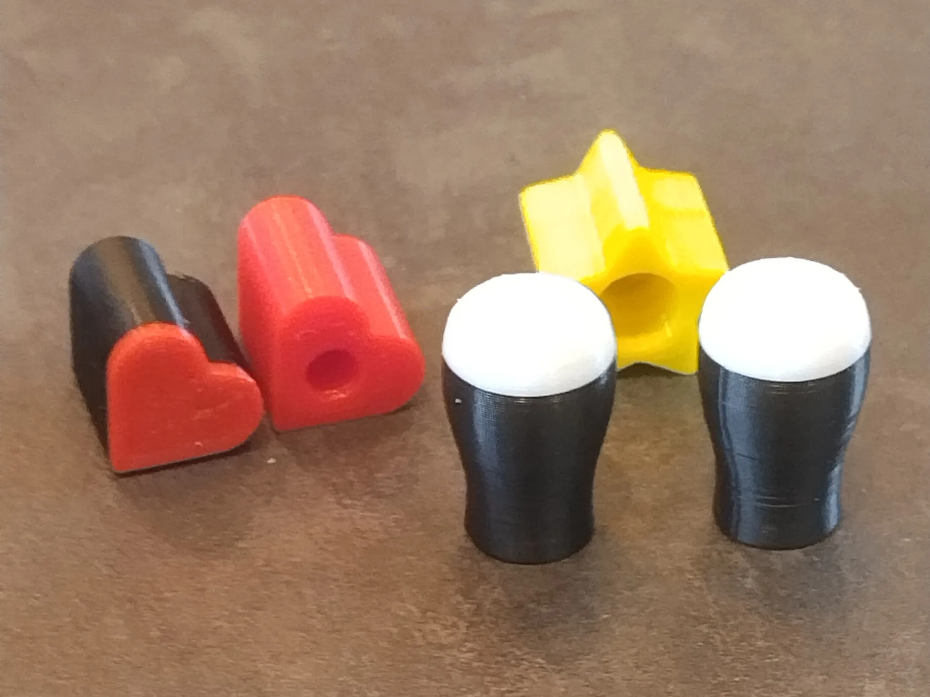 Thay thế nắp van lốp - Thiết kế Schrader và Presta