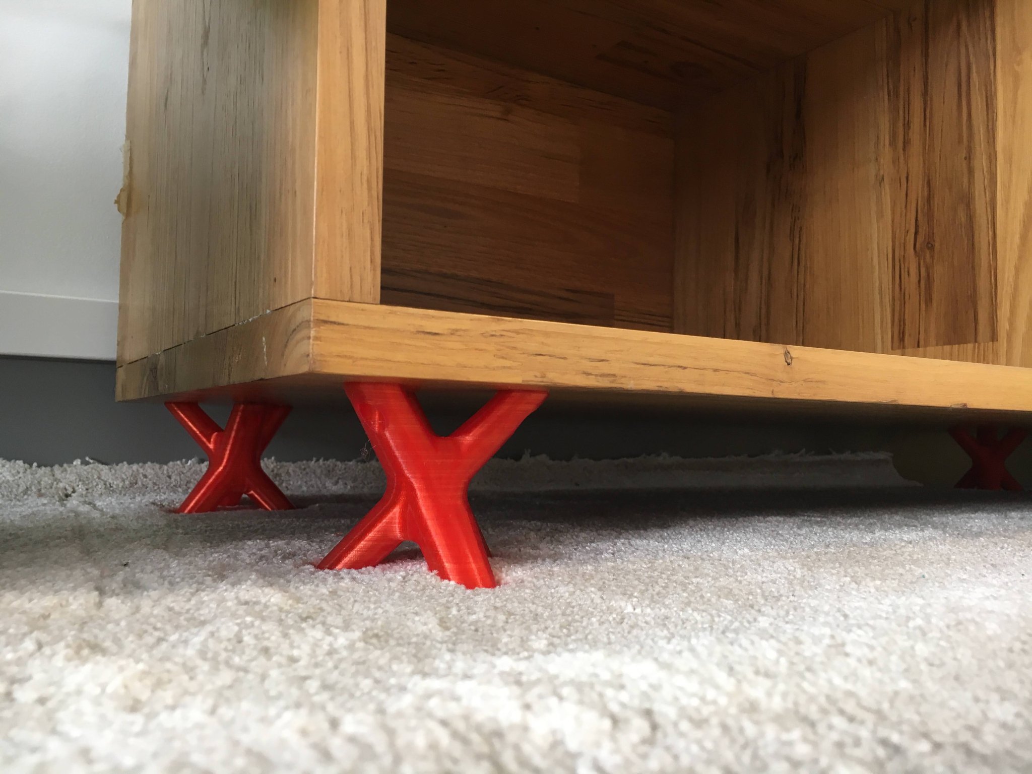 Chân tủ hình dạng hữu cơ cho hệ thống Kallax